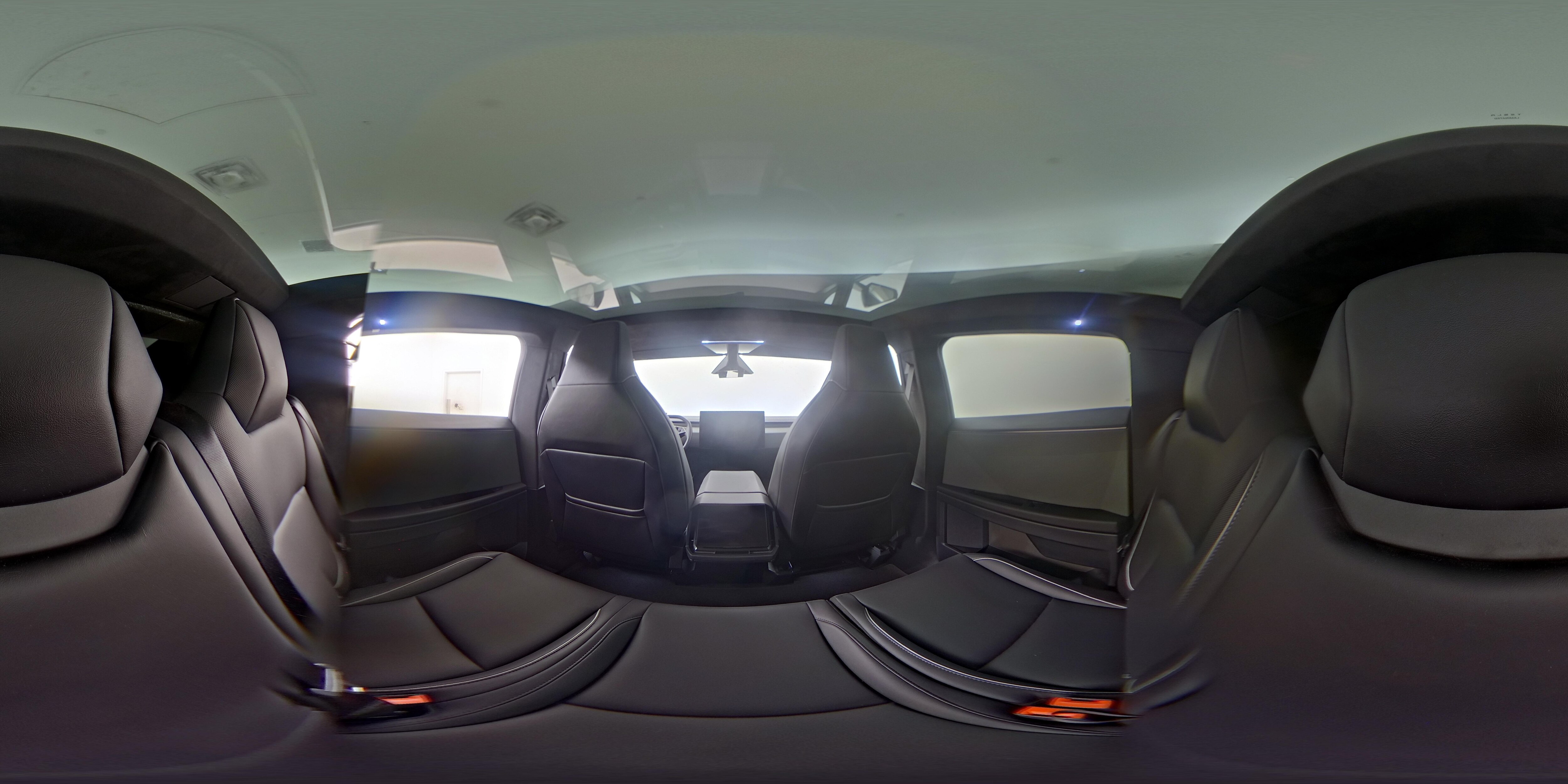 2024 Tesla Cybertruck Base - Photo 24