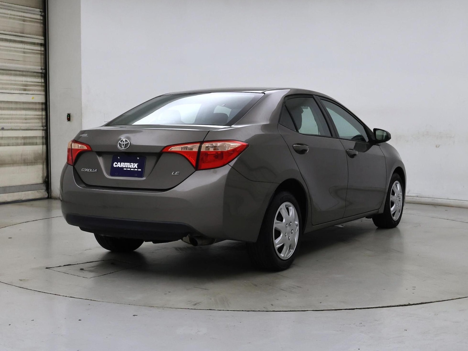 2019 Toyota Corolla LE - Photo 9