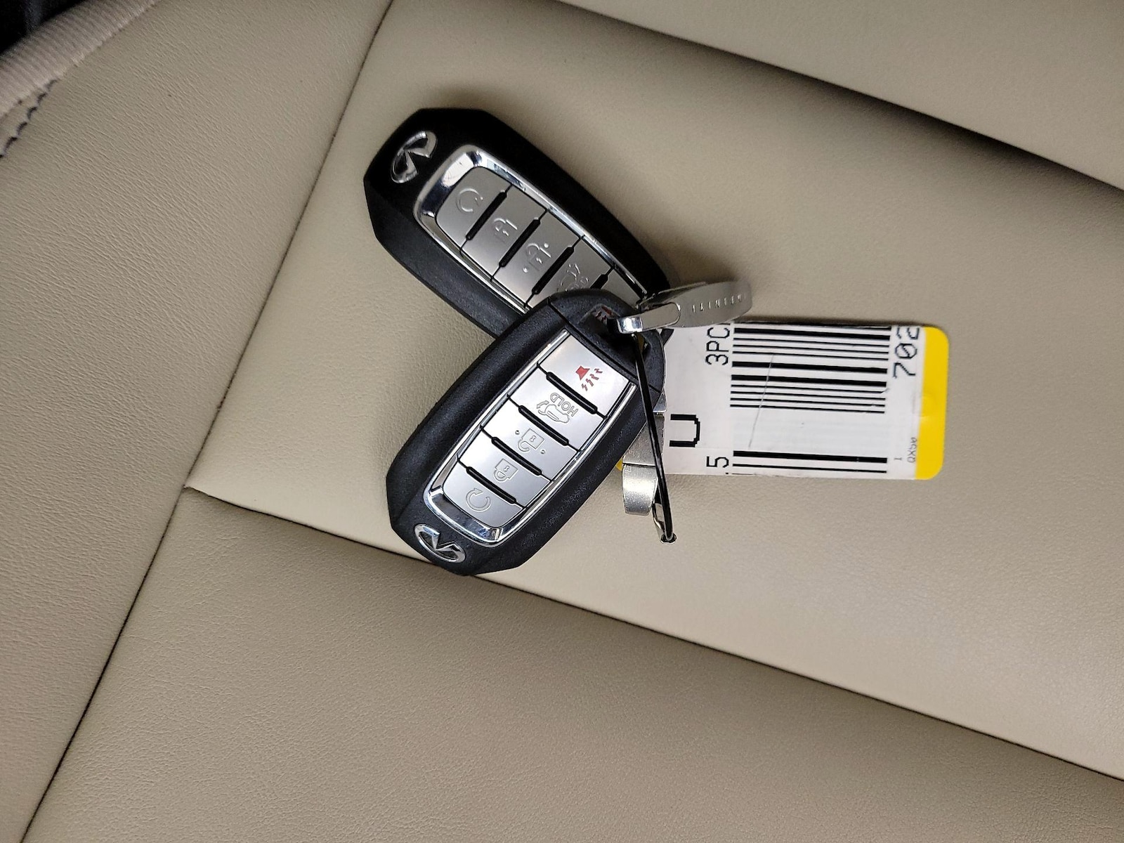2021 INFINITI QX50 Essential - Photo 24