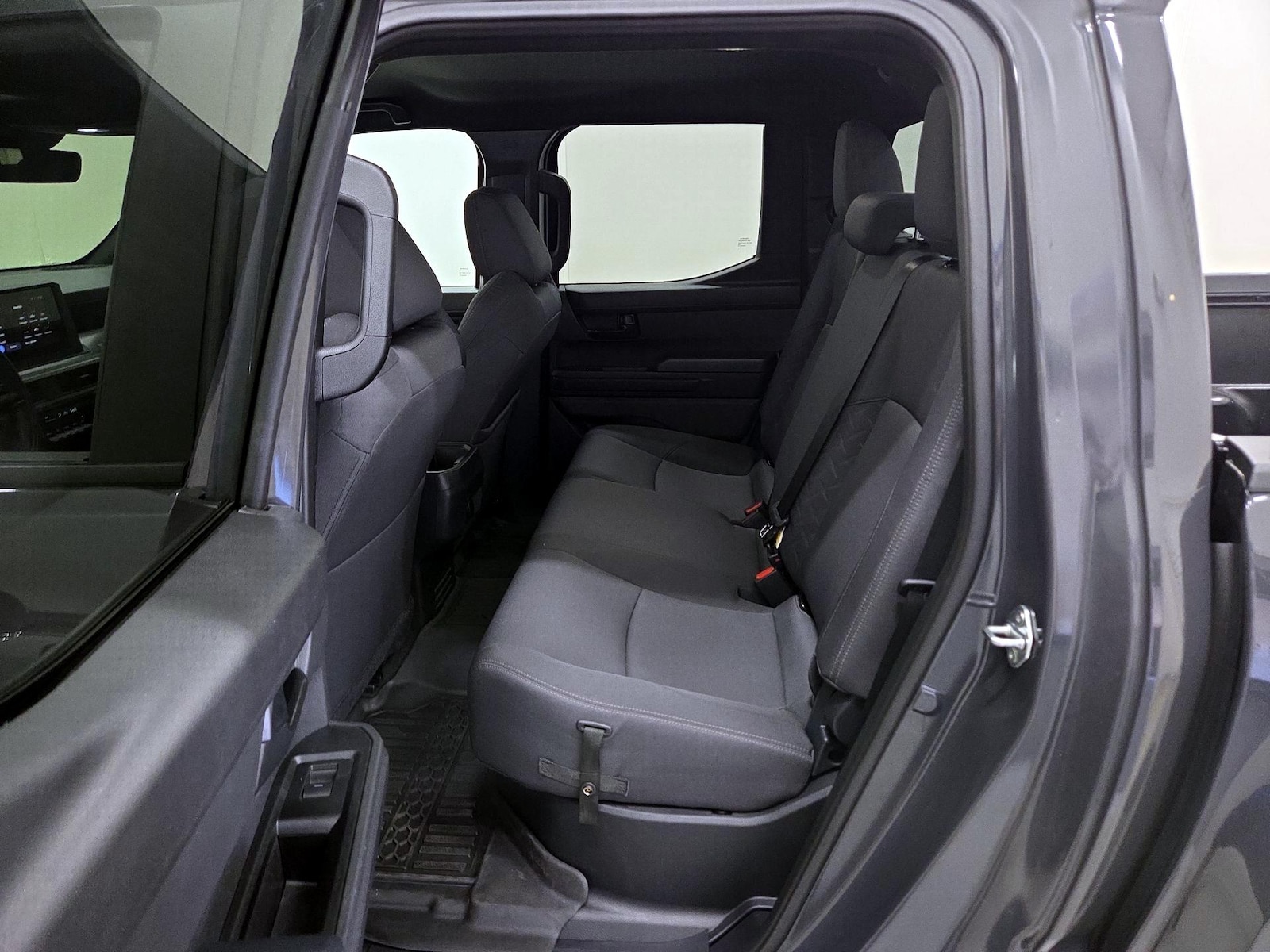 2024 Toyota Tacoma SR5 - Photo 20