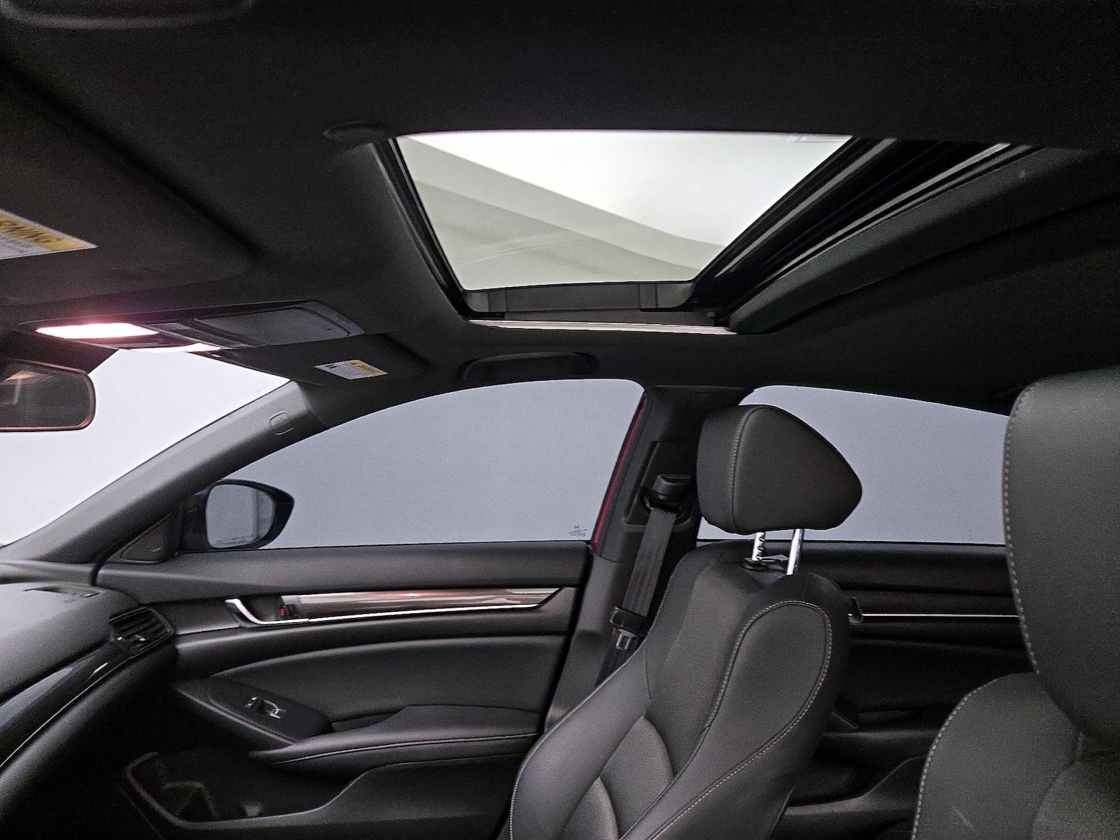 2022 Honda Accord Sport - Photo 20
