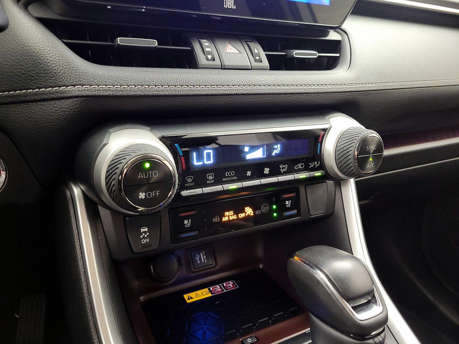 2023 Toyota RAV4 Limited - Photo 17