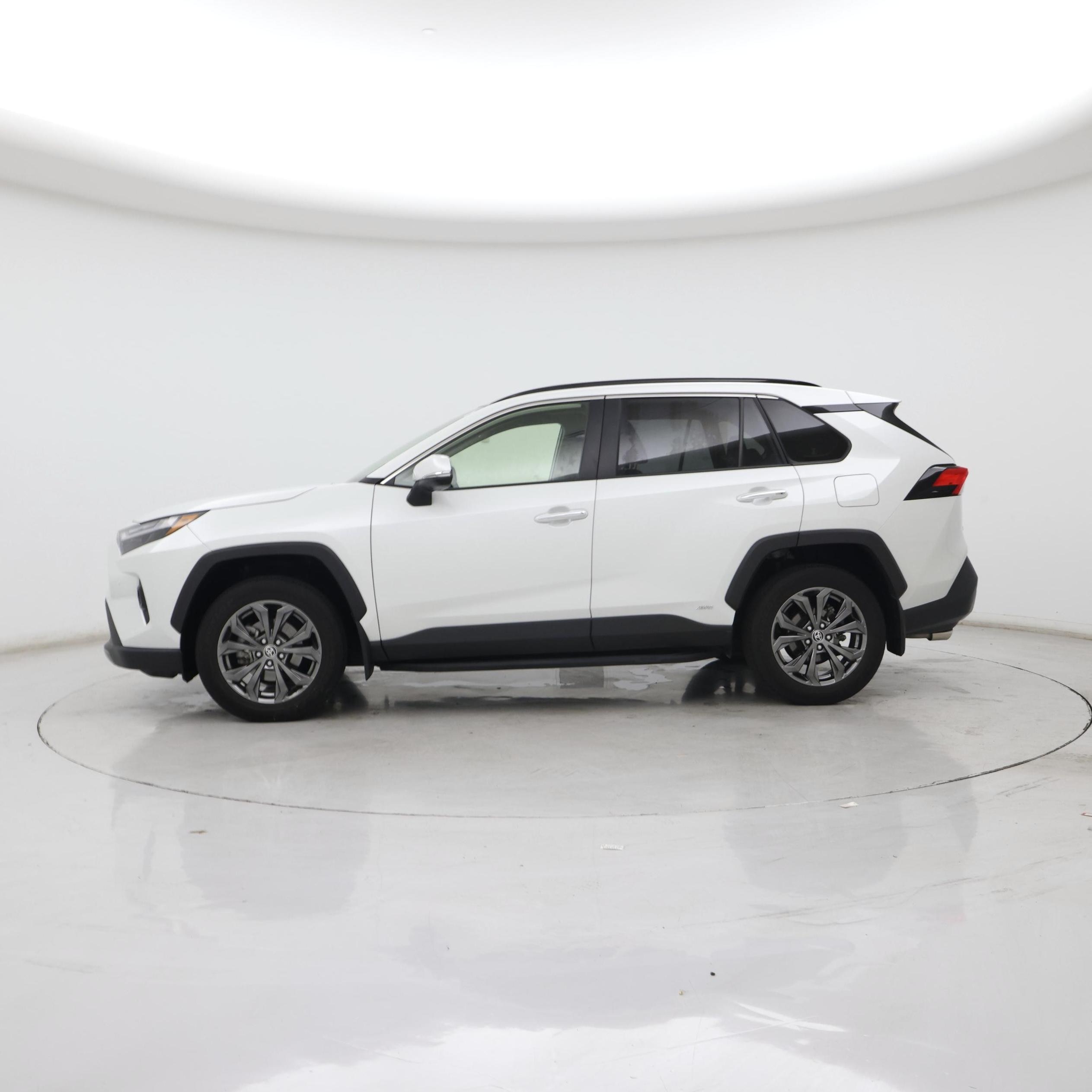Thumbnail: 2023 Toyota RAV4 - 3