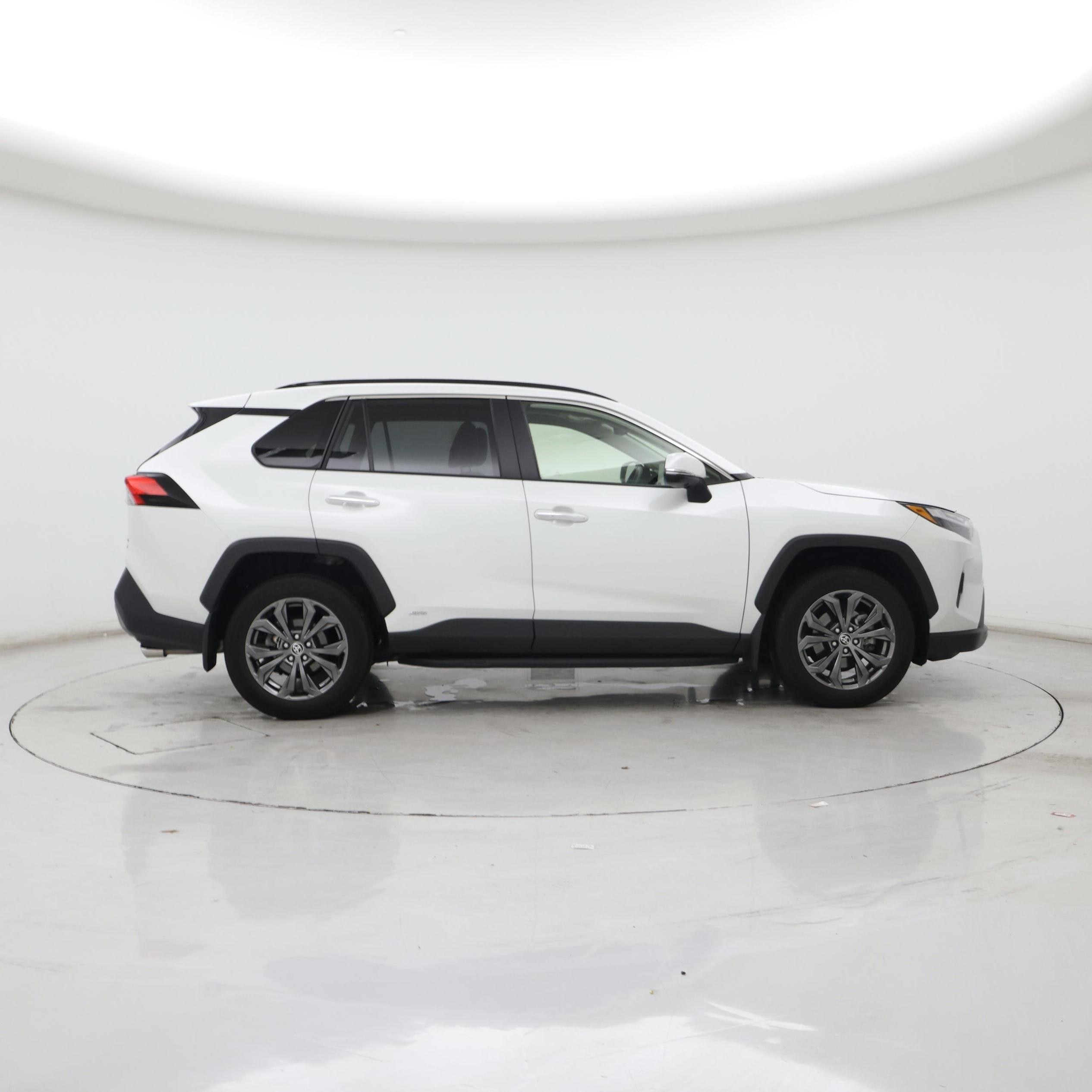 Thumbnail: 2023 Toyota RAV4 - 7