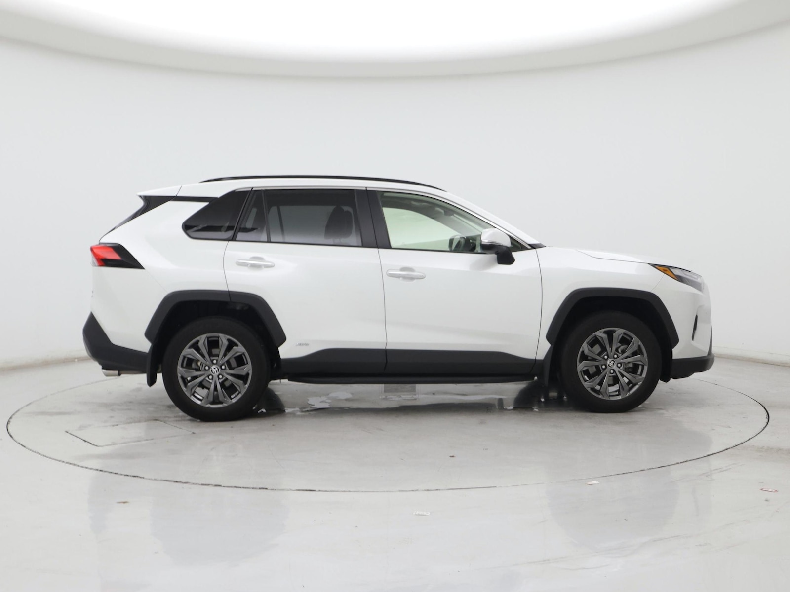 2023 Toyota RAV4 Limited - Photo 8