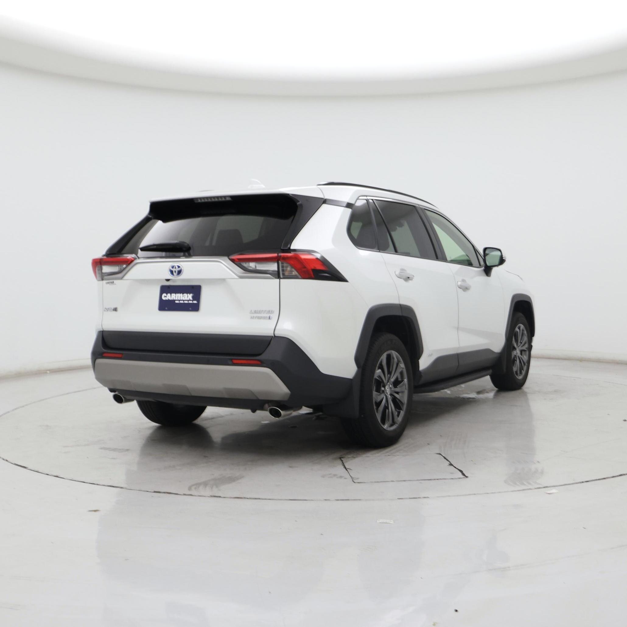 Thumbnail: 2023 Toyota RAV4 - 8