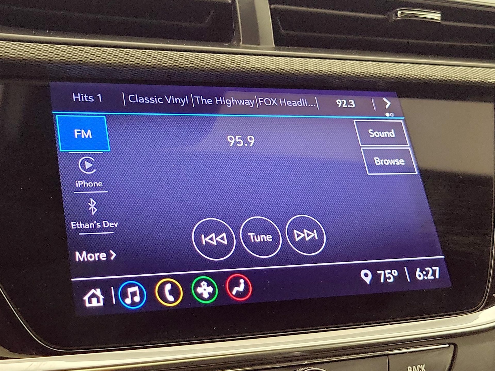 2022 Buick Encore GX Essence - Photo 16