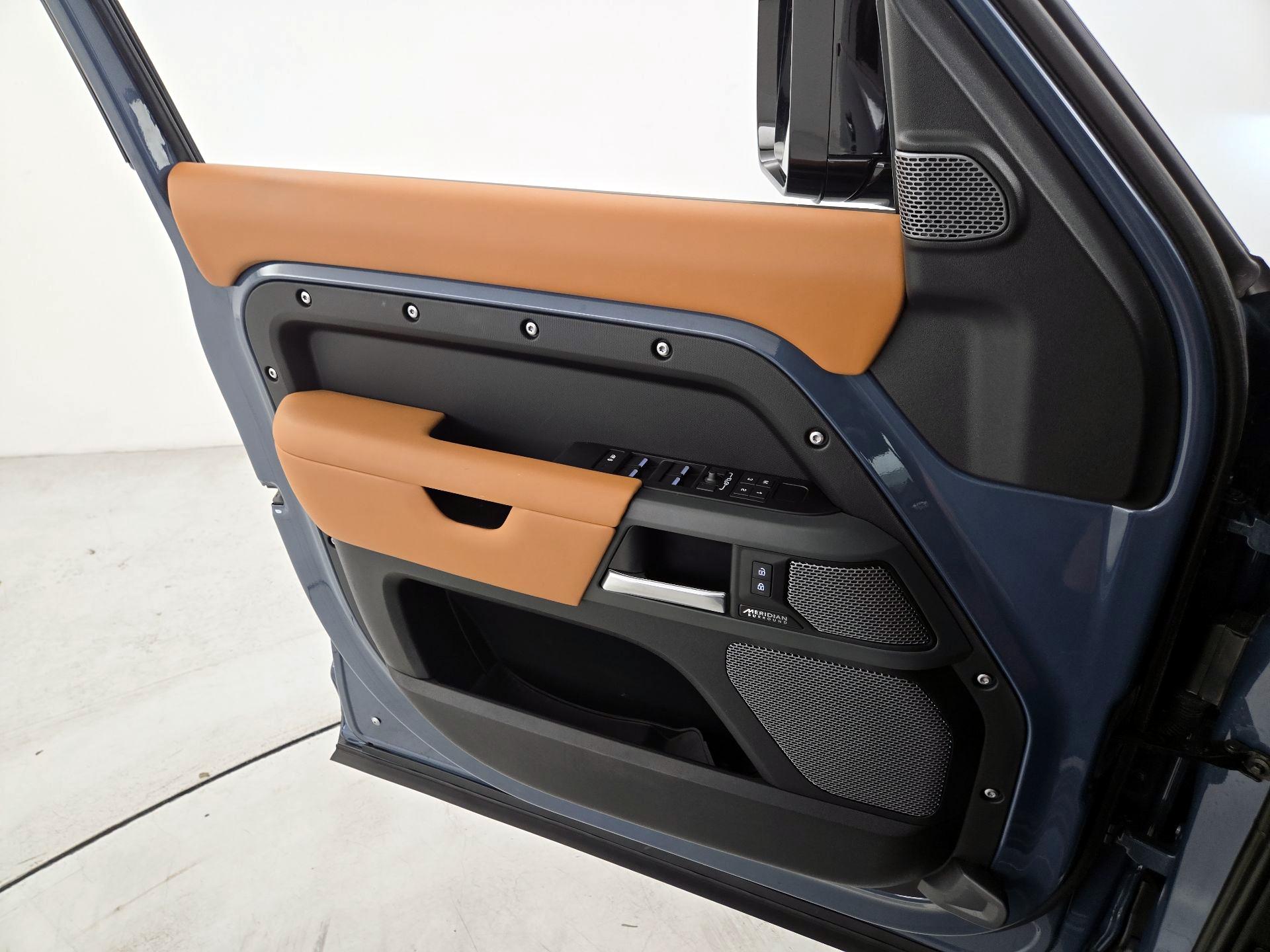 Thumbnail: 2024 Land Rover Defender - 12