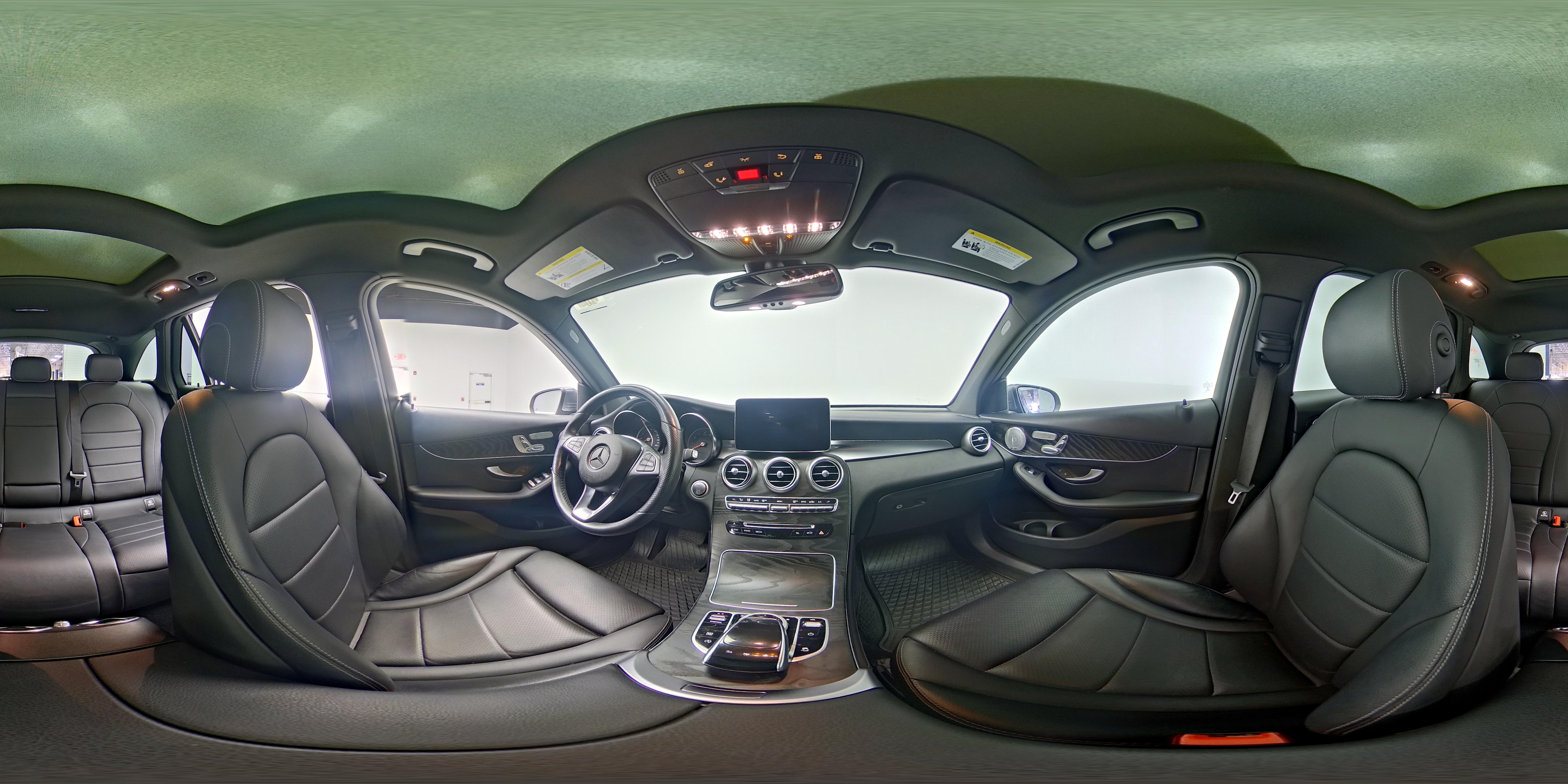 2018 Mercedes-Benz GLC GLC300 - Photo 25