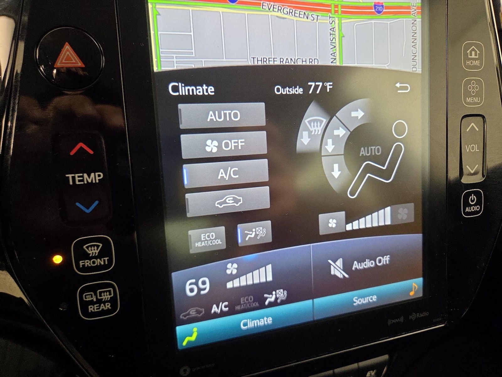 2018 Toyota Prius Prime Premium - Photo 18