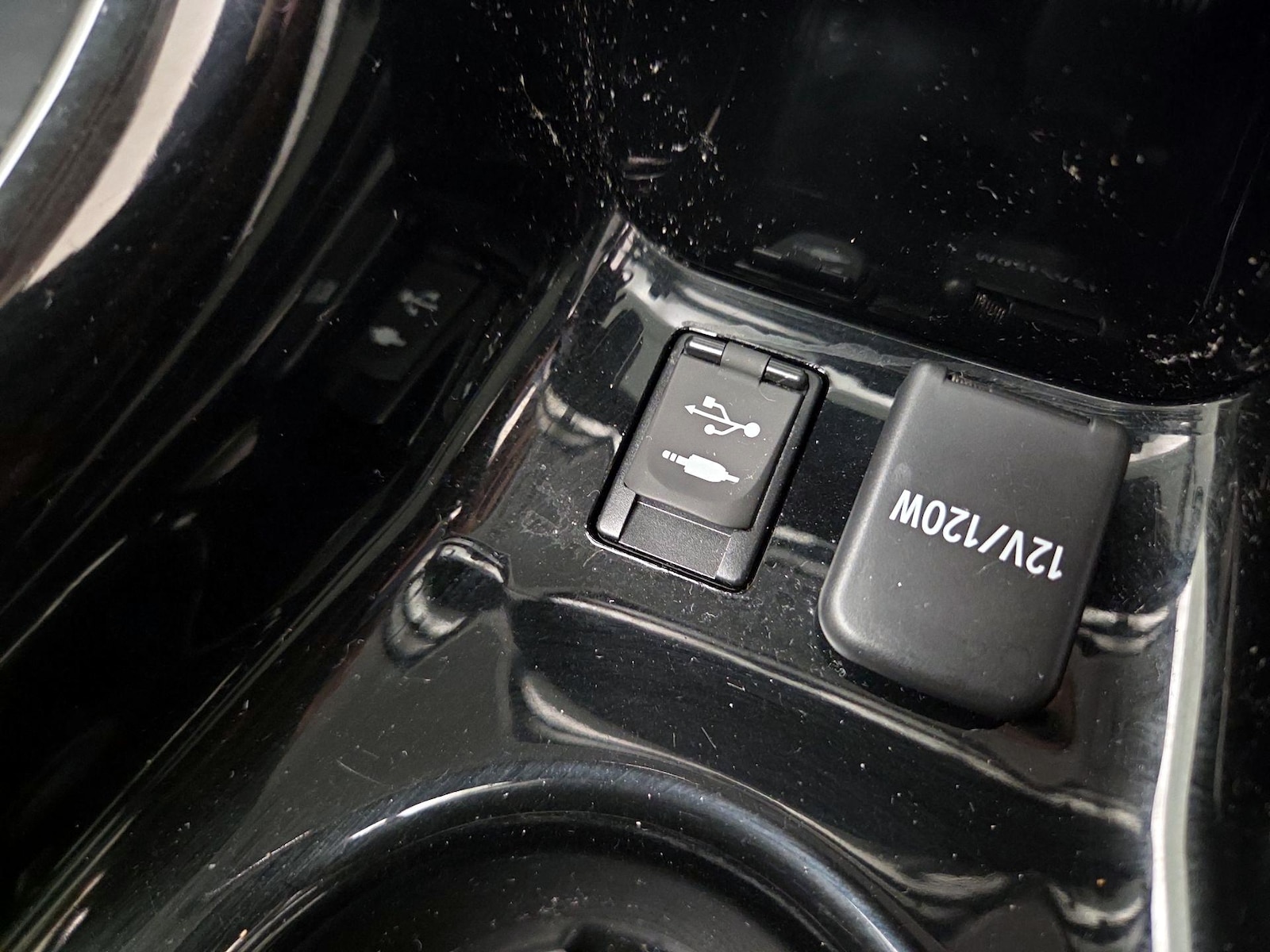 2018 Toyota Prius Prime Premium - Photo 20
