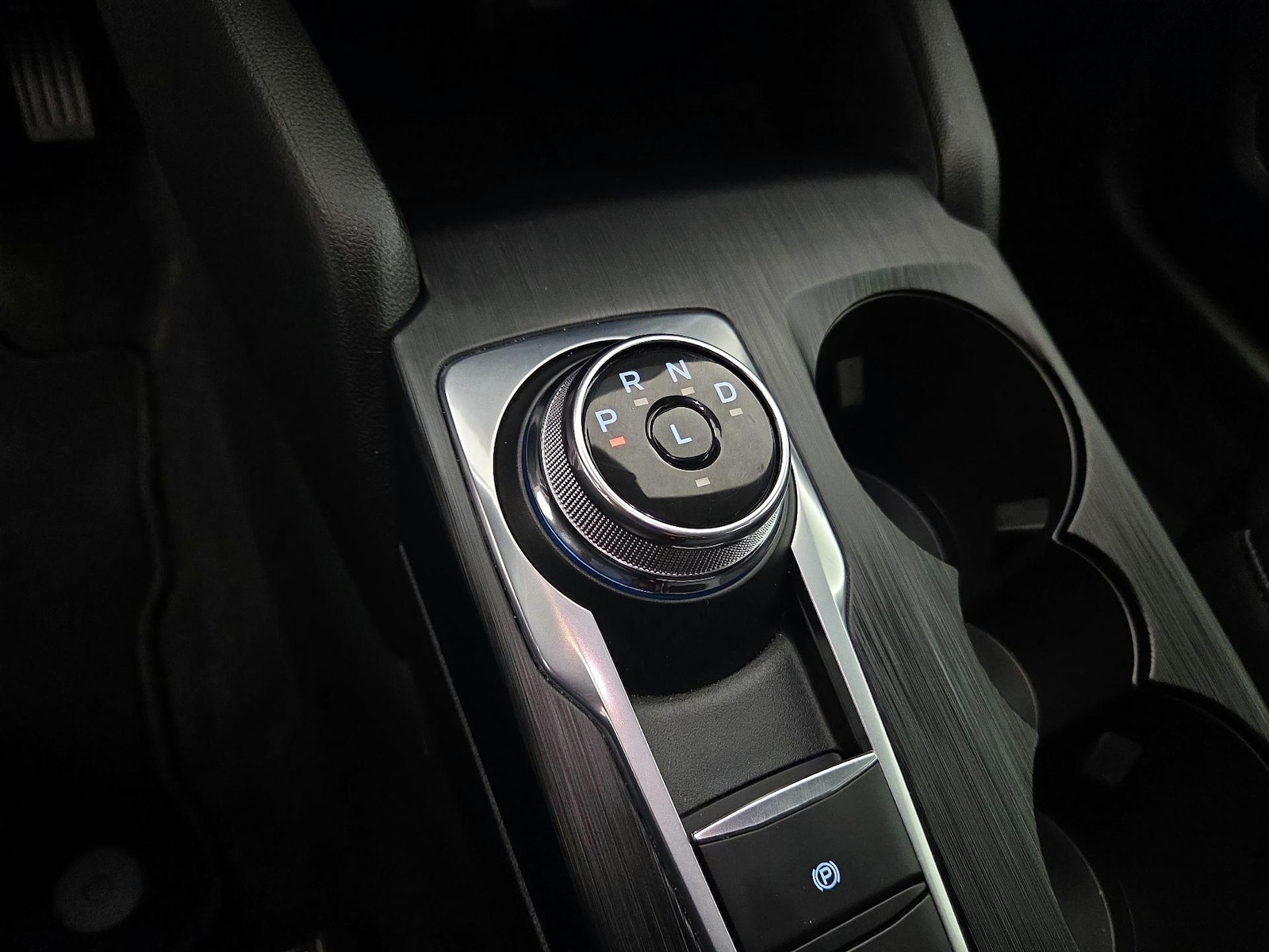 2025 Ford Escape ST-Line - Photo 19