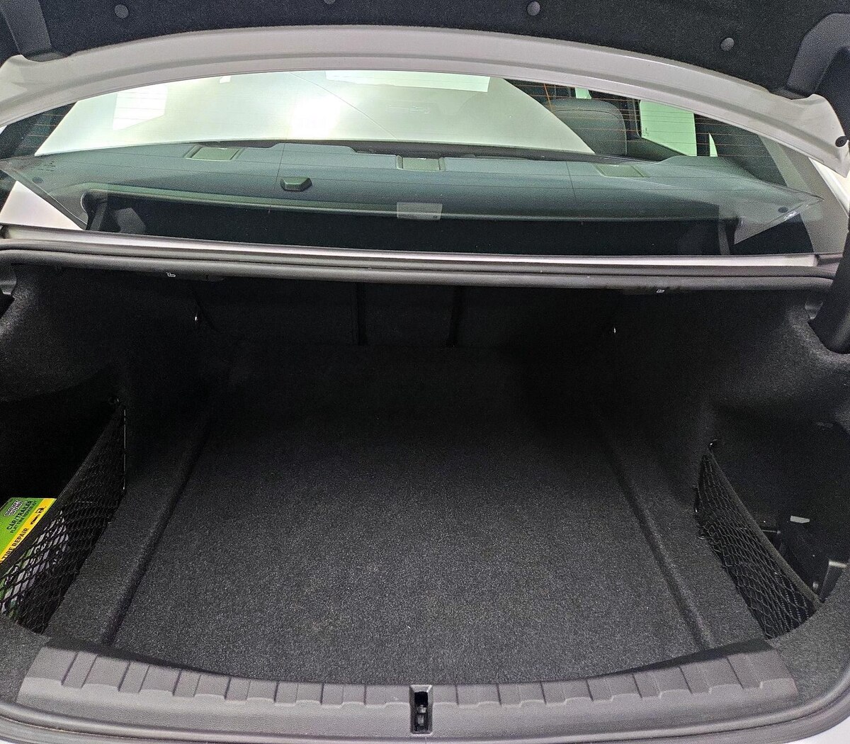 Trunk/Cargo (Seats Up)