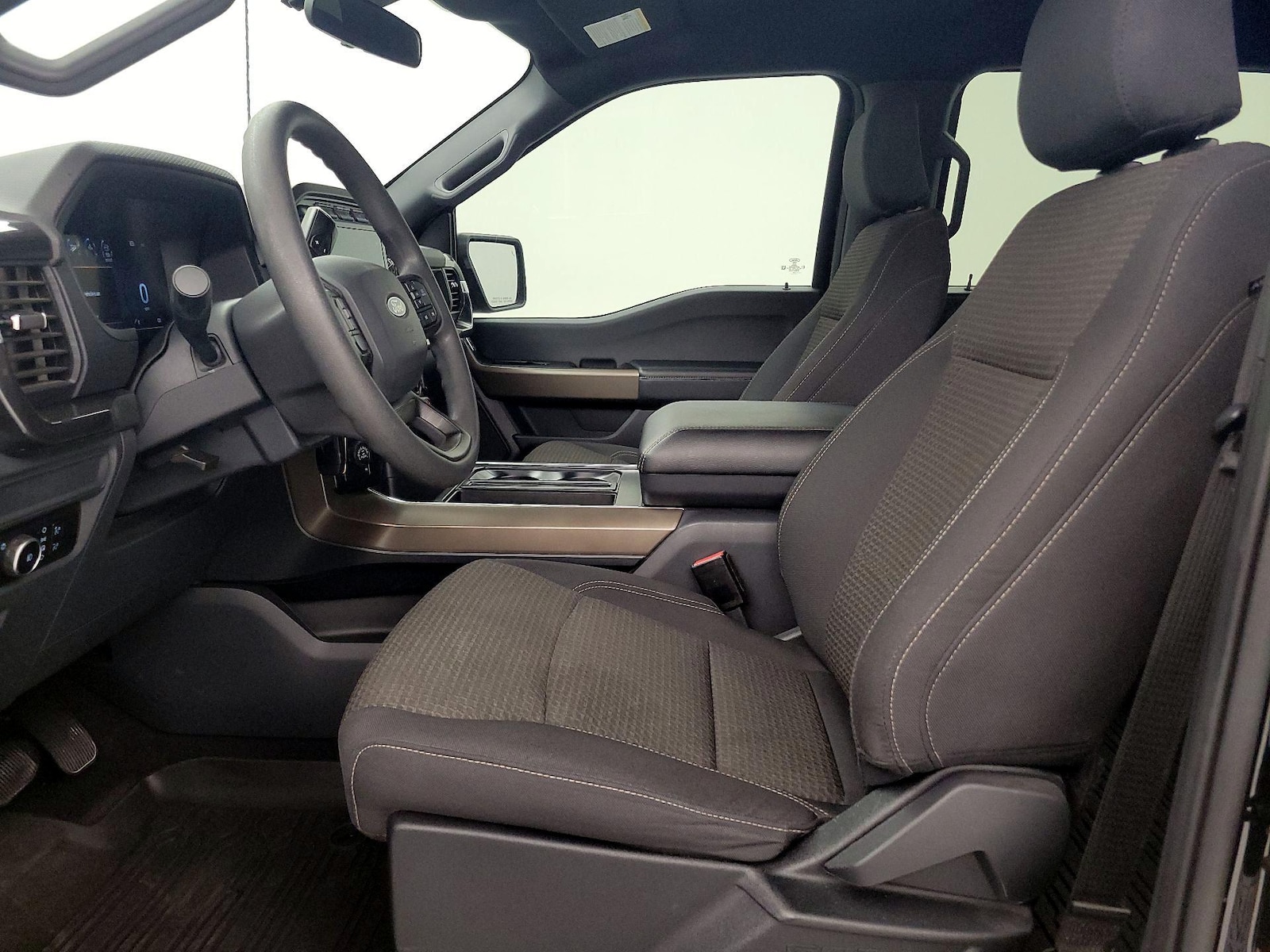 2024 Ford F-150 STX - Photo 12