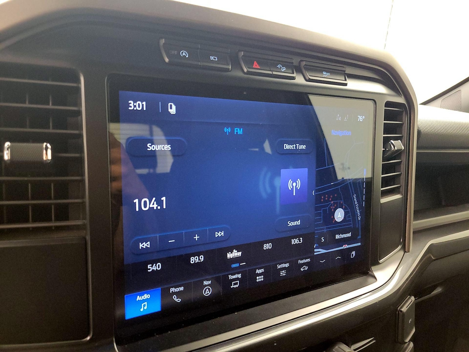 2024 Ford F-150 STX - Photo 17