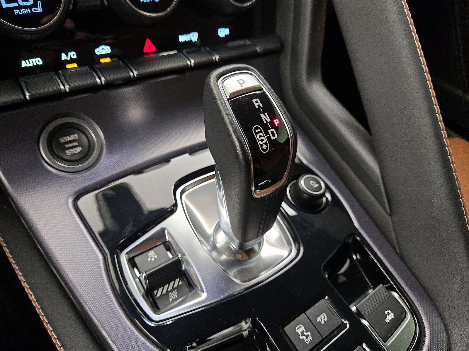 2021 Jaguar F-TYPE Base - Photo 19