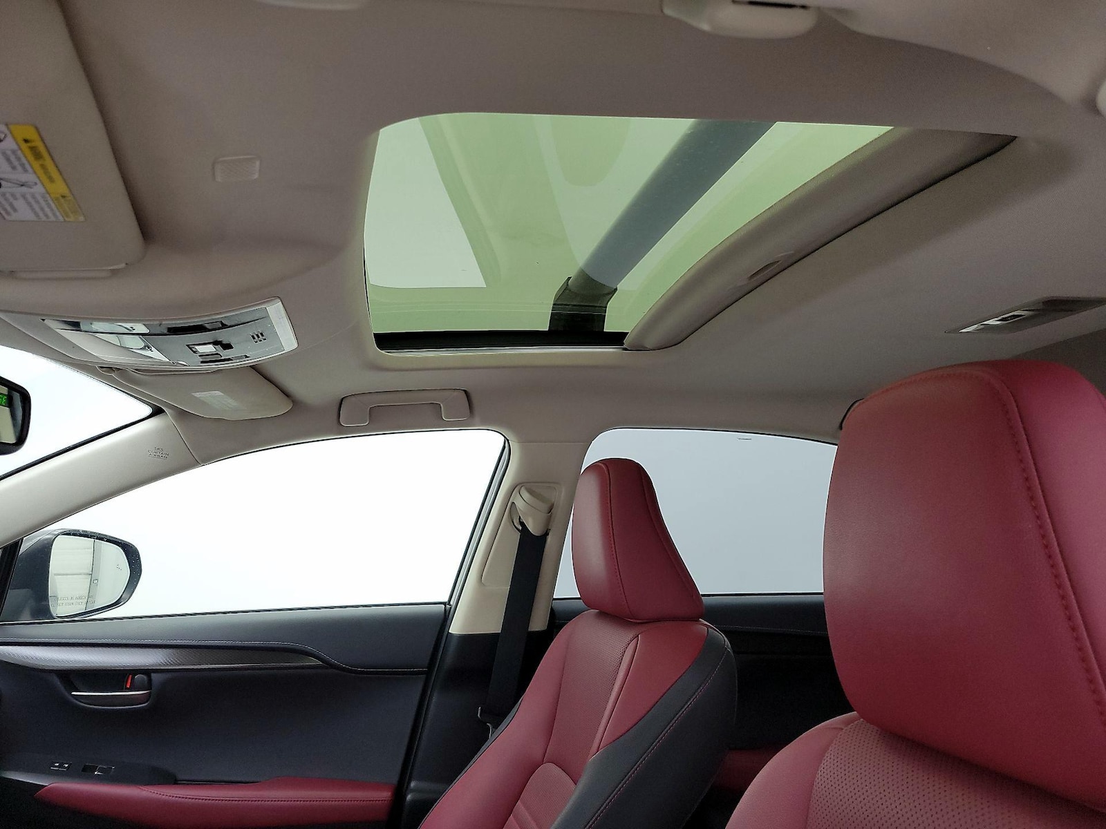Sunroof(s) & Overhead Airbags