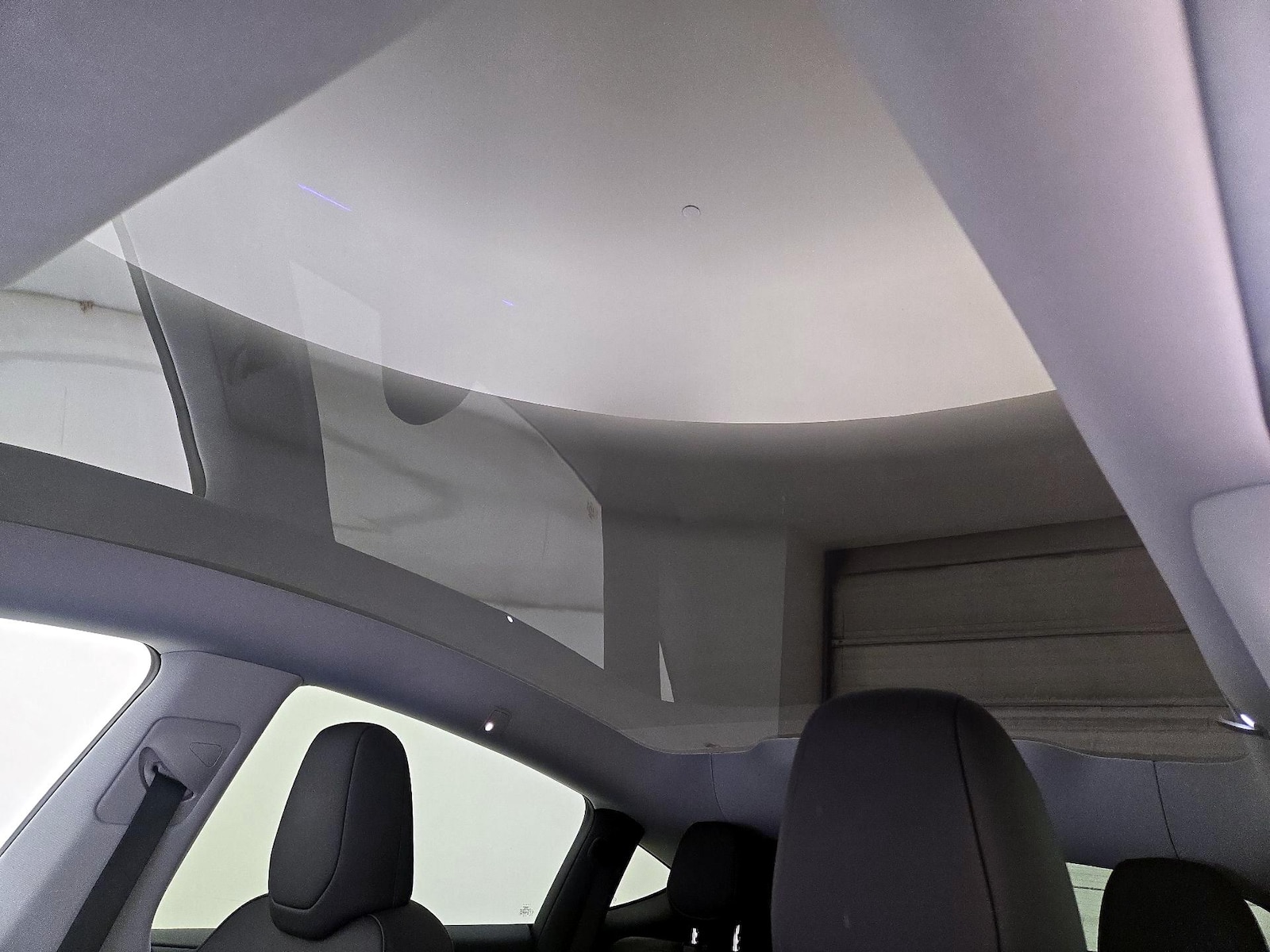Skylight(s) & Overhead Airbags