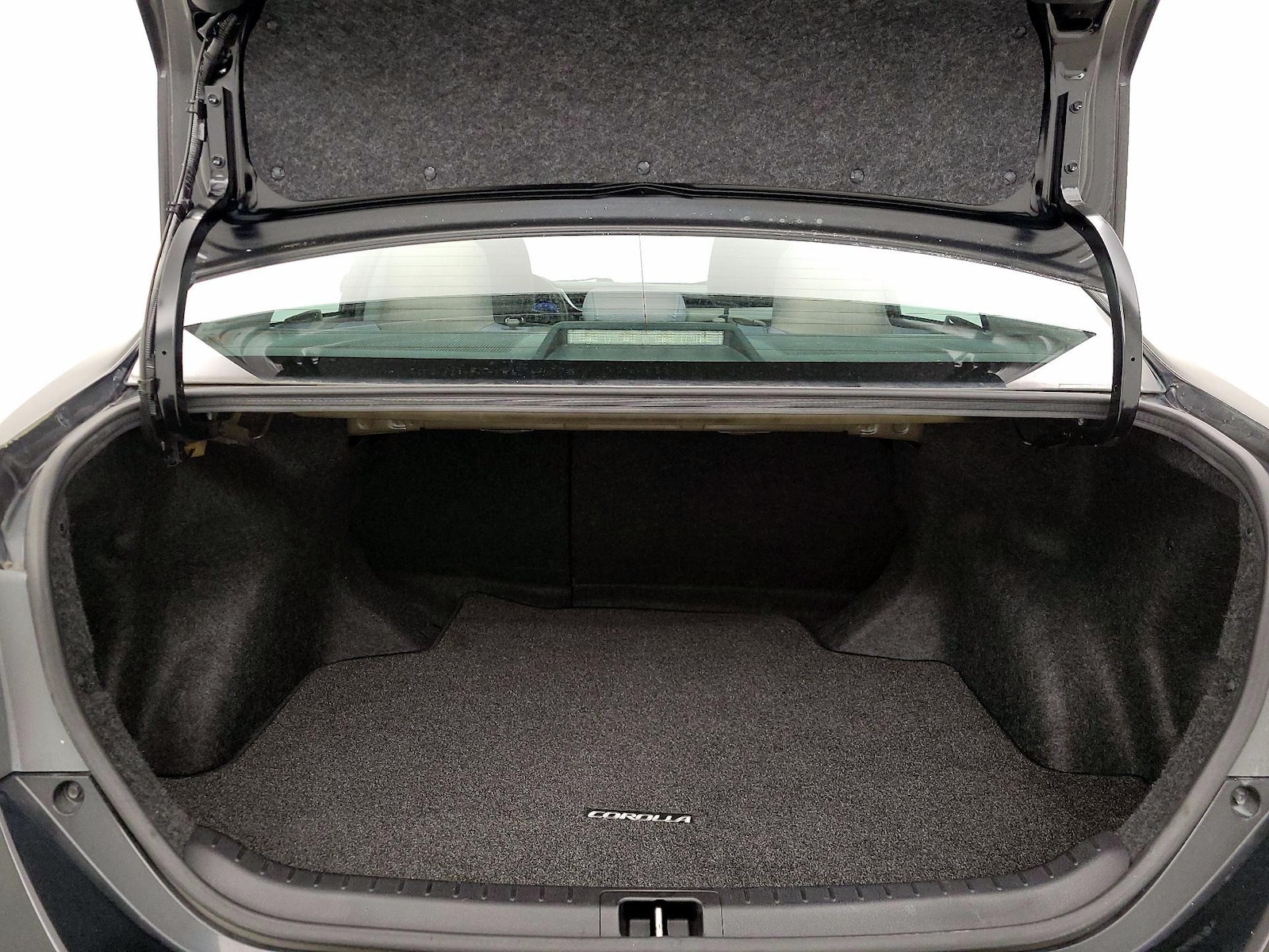 2018 Toyota Corolla LE - Photo 21