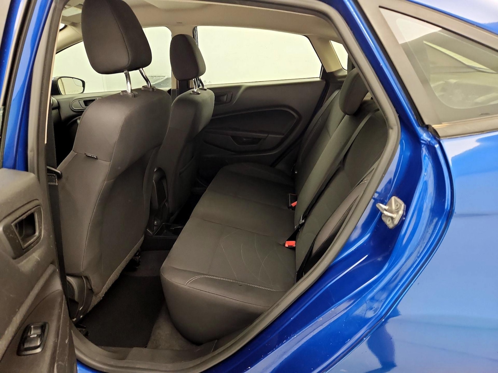 2018 Ford Fiesta SE - Photo 20