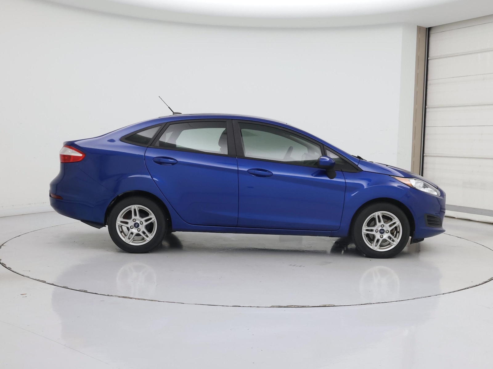 2018 Ford Fiesta SE - Photo 8