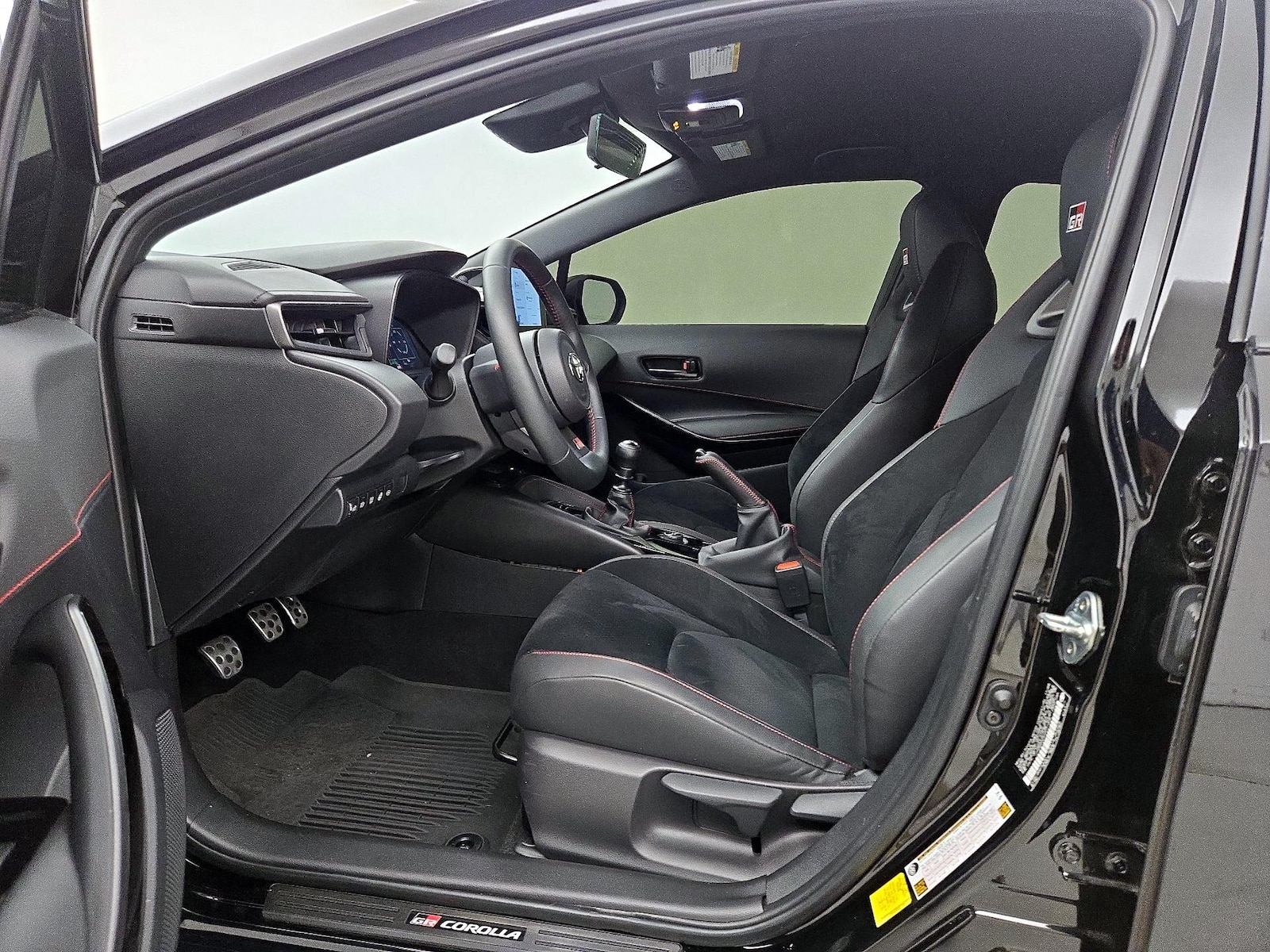 2025 Toyota GR Corolla Premium Plus - Photo 12