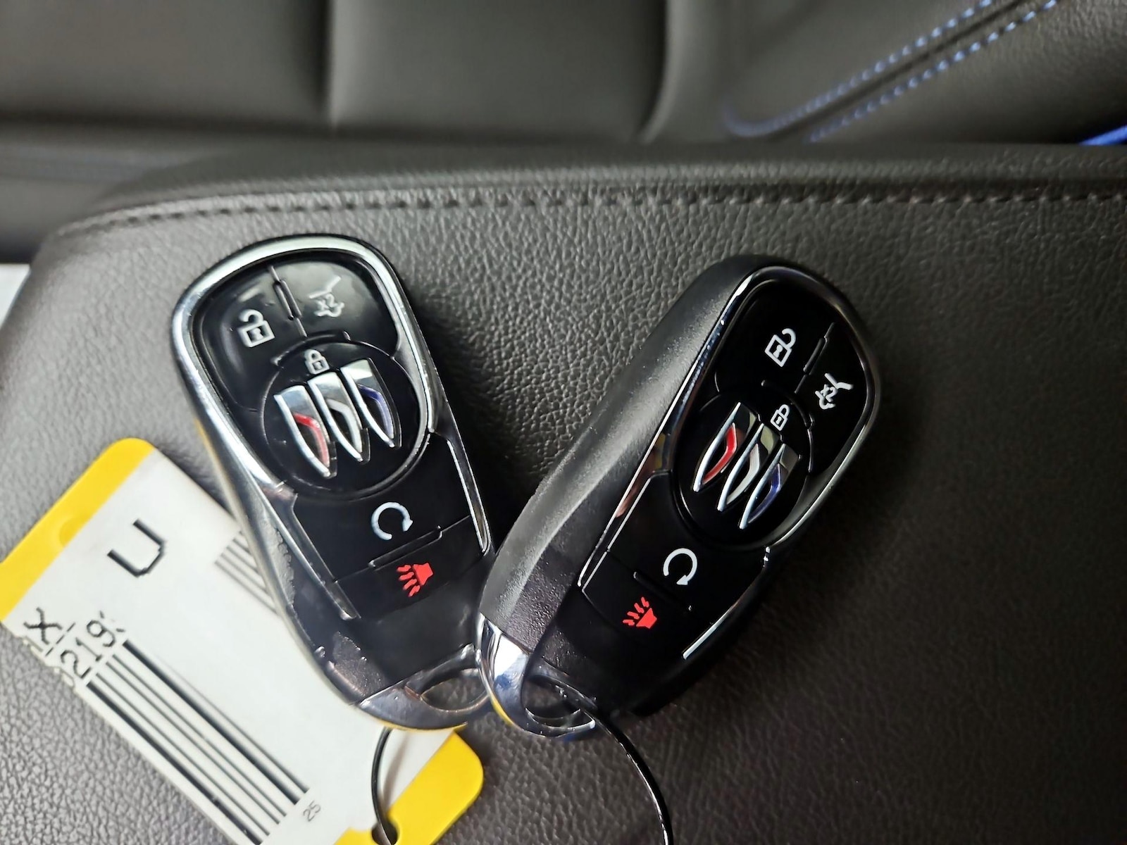 2025 Buick Envista Sport Touring - Photo 23
