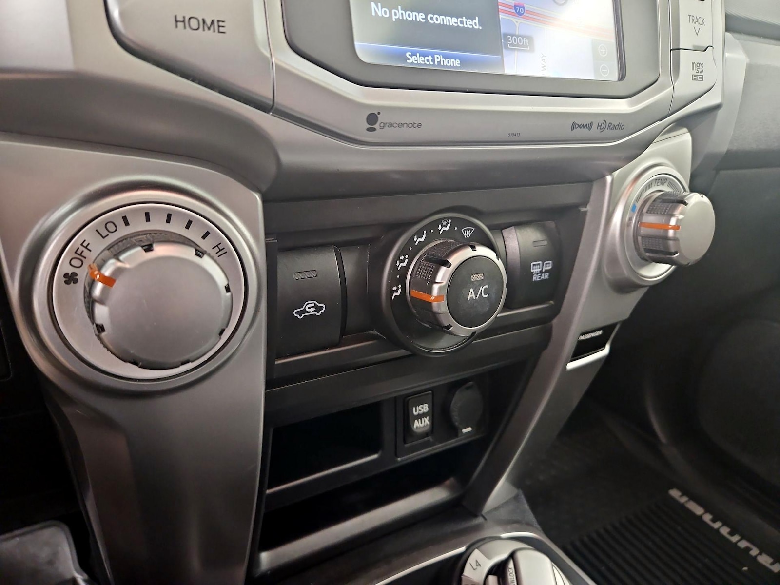 2019 Toyota 4Runner SR5 Premium - Photo 18