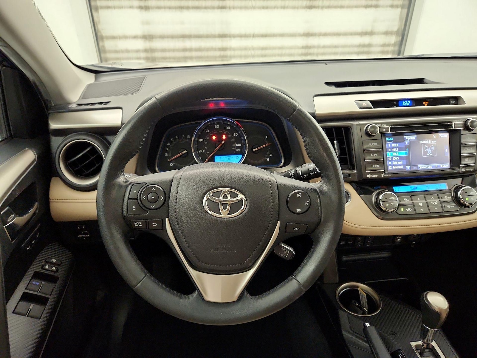 2015 Toyota RAV4 Limited - Photo 11