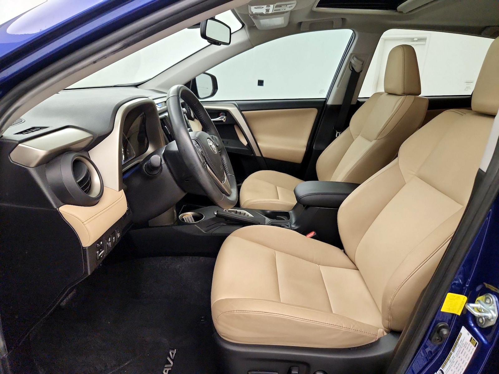 2015 Toyota RAV4 Limited - Photo 12