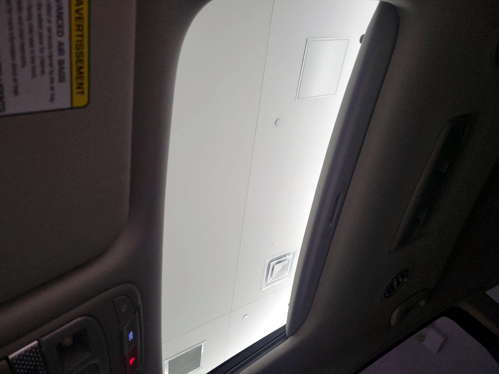 Sunroof(s) & Overhead Airbags