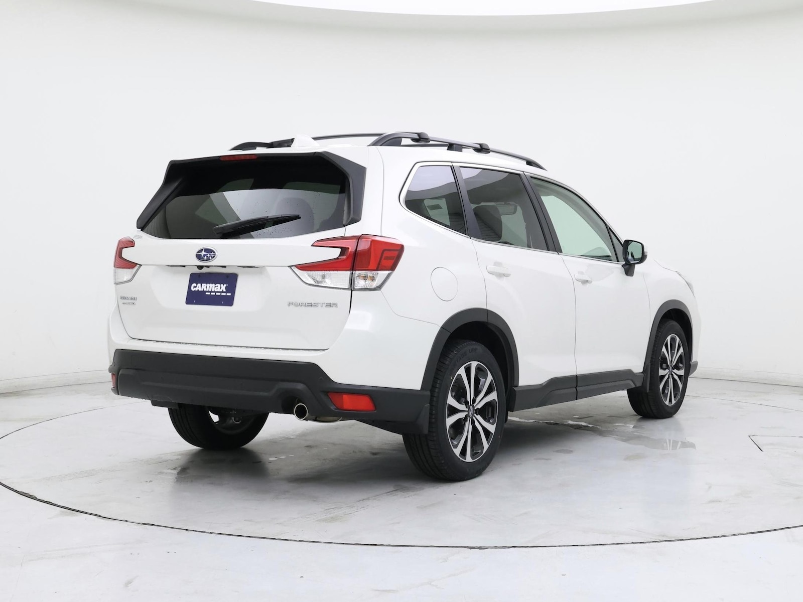 2019 Subaru Forester Limited - Photo 9