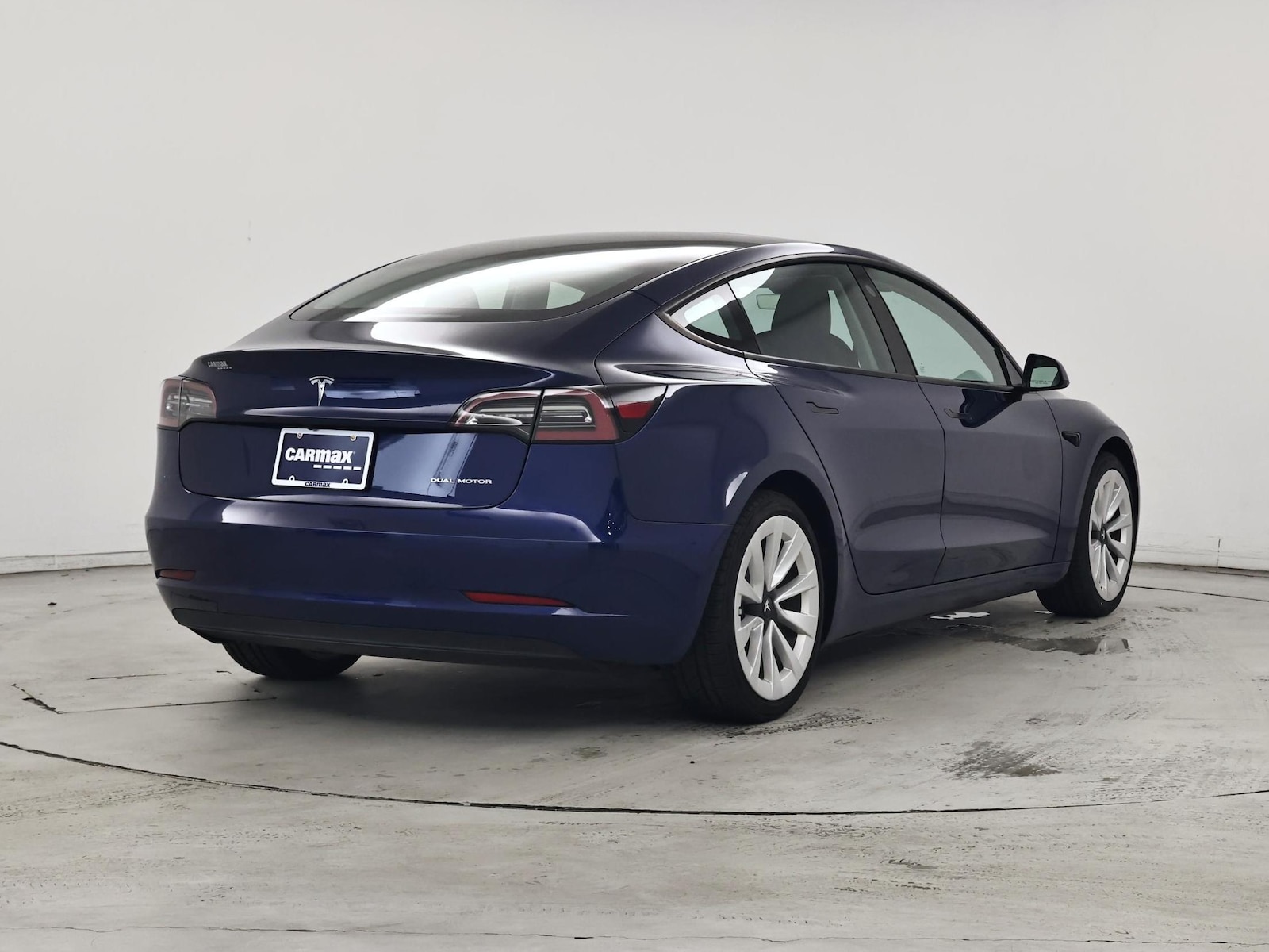 2022 Tesla Model 3 Long Range - Photo 9