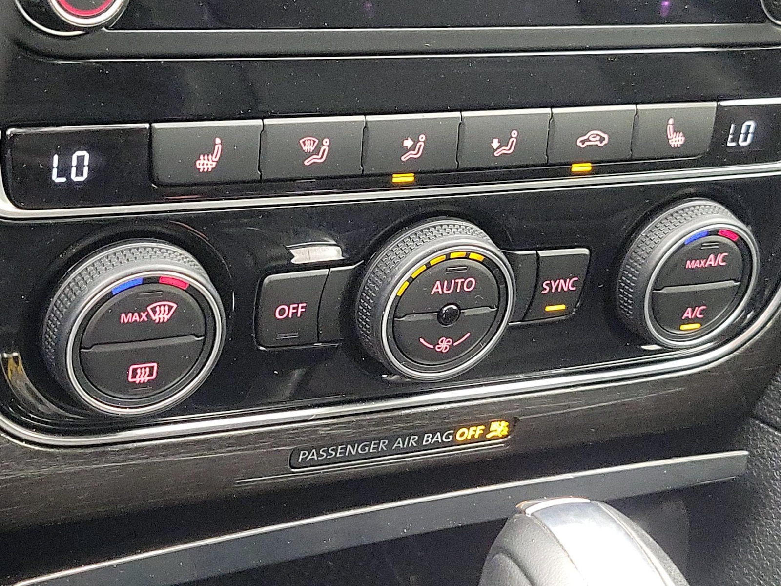 2018 Volkswagen Passat SE - Photo 17