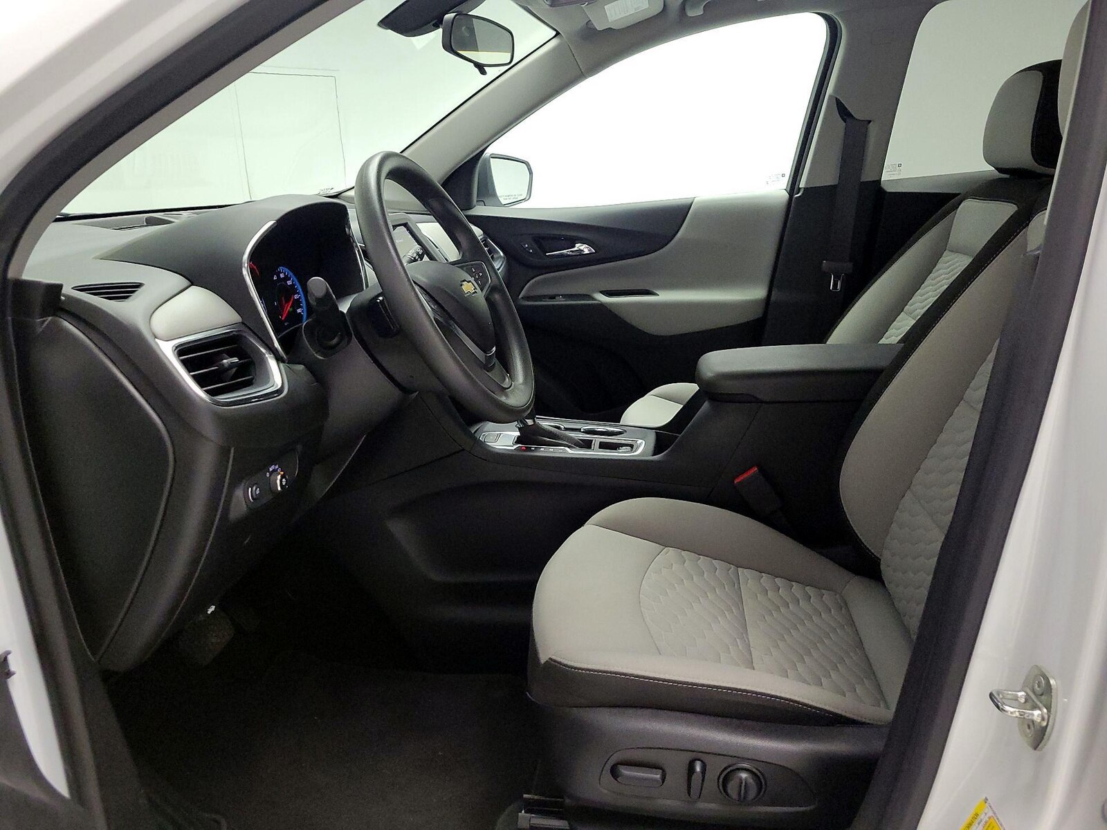 Power Seat(s) & Side Airbags