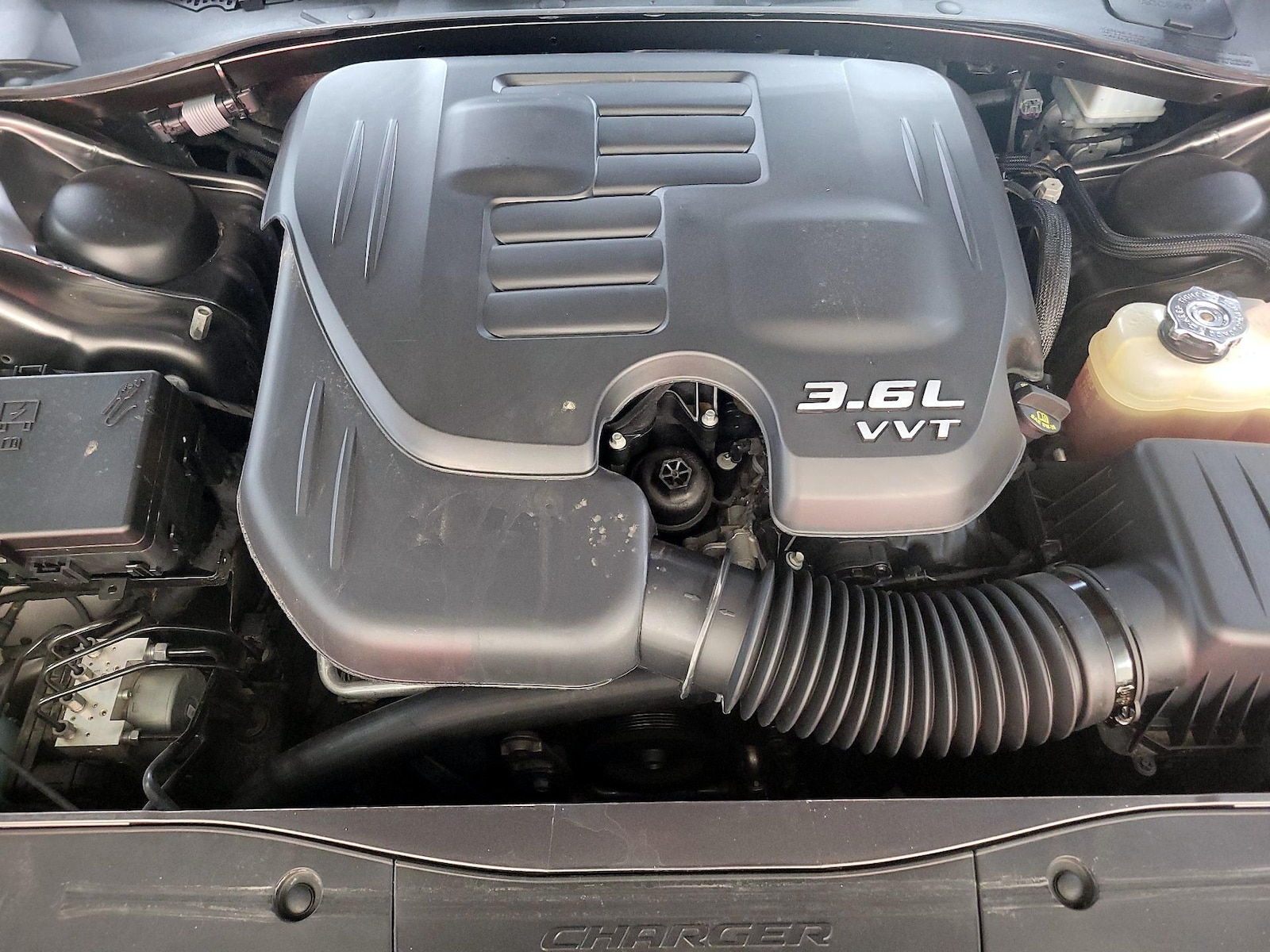 2022 Dodge Charger SXT - Photo 21