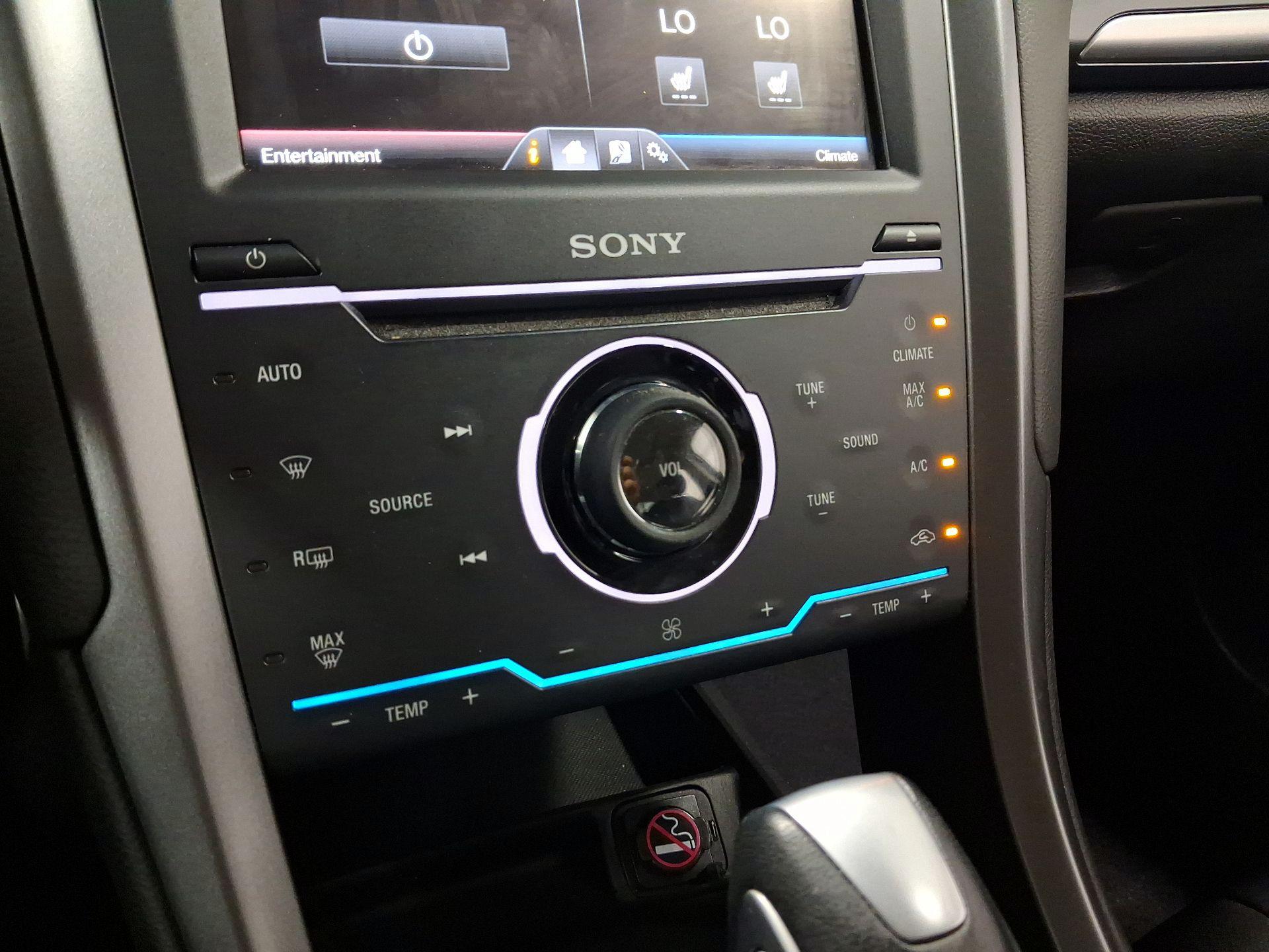 Thumbnail: 2014 Ford Fusion - 14