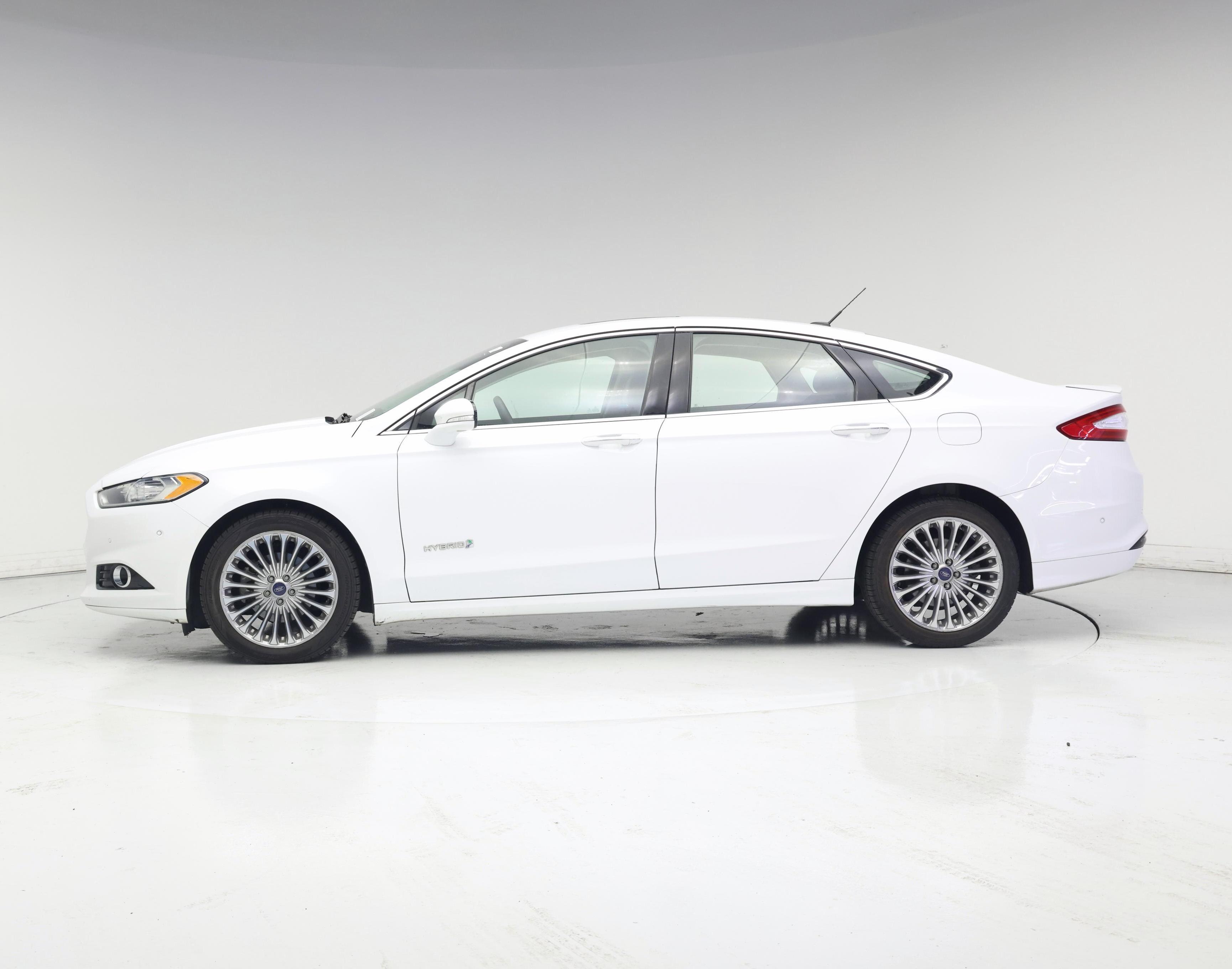 Thumbnail: 2014 Ford Fusion - 3