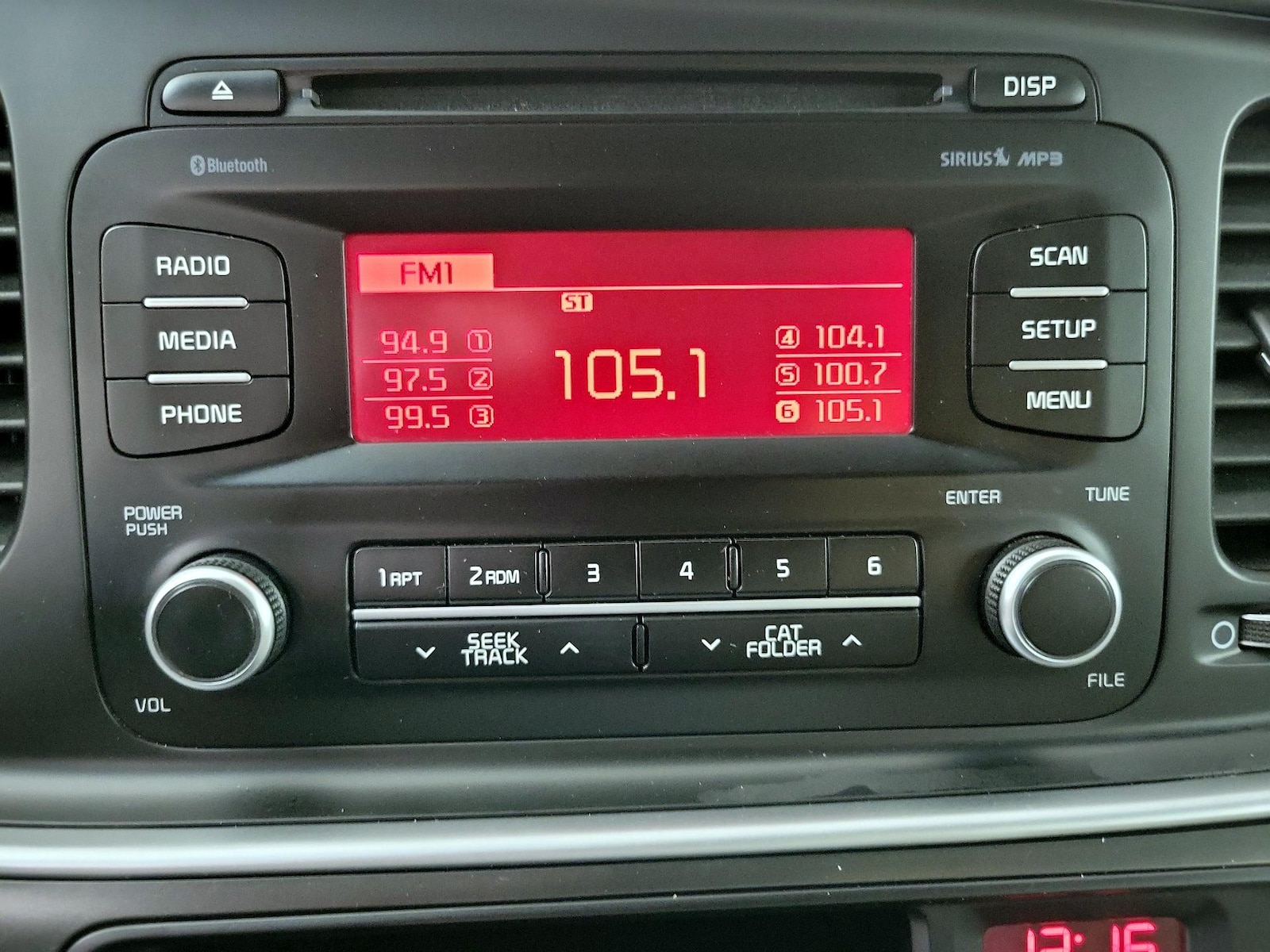 2015 Kia Optima LX - Photo 15
