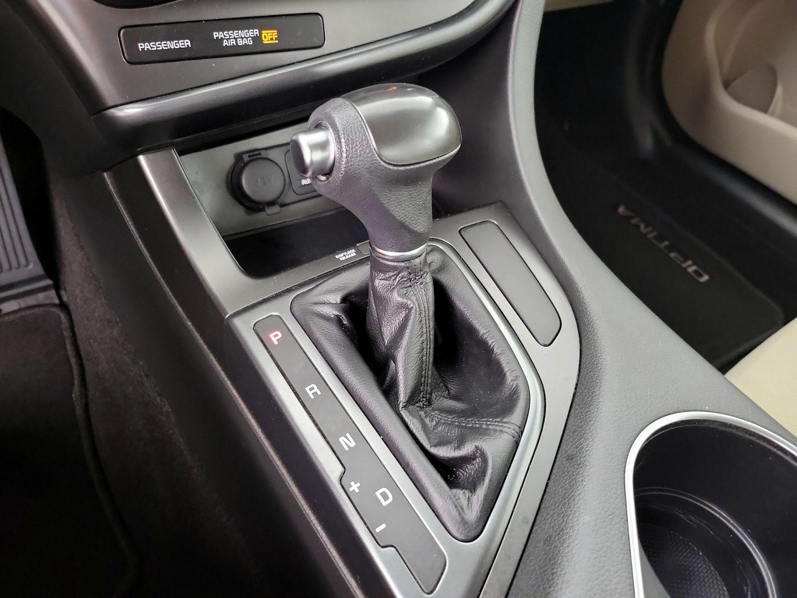 2015 Kia Optima LX - Photo 17