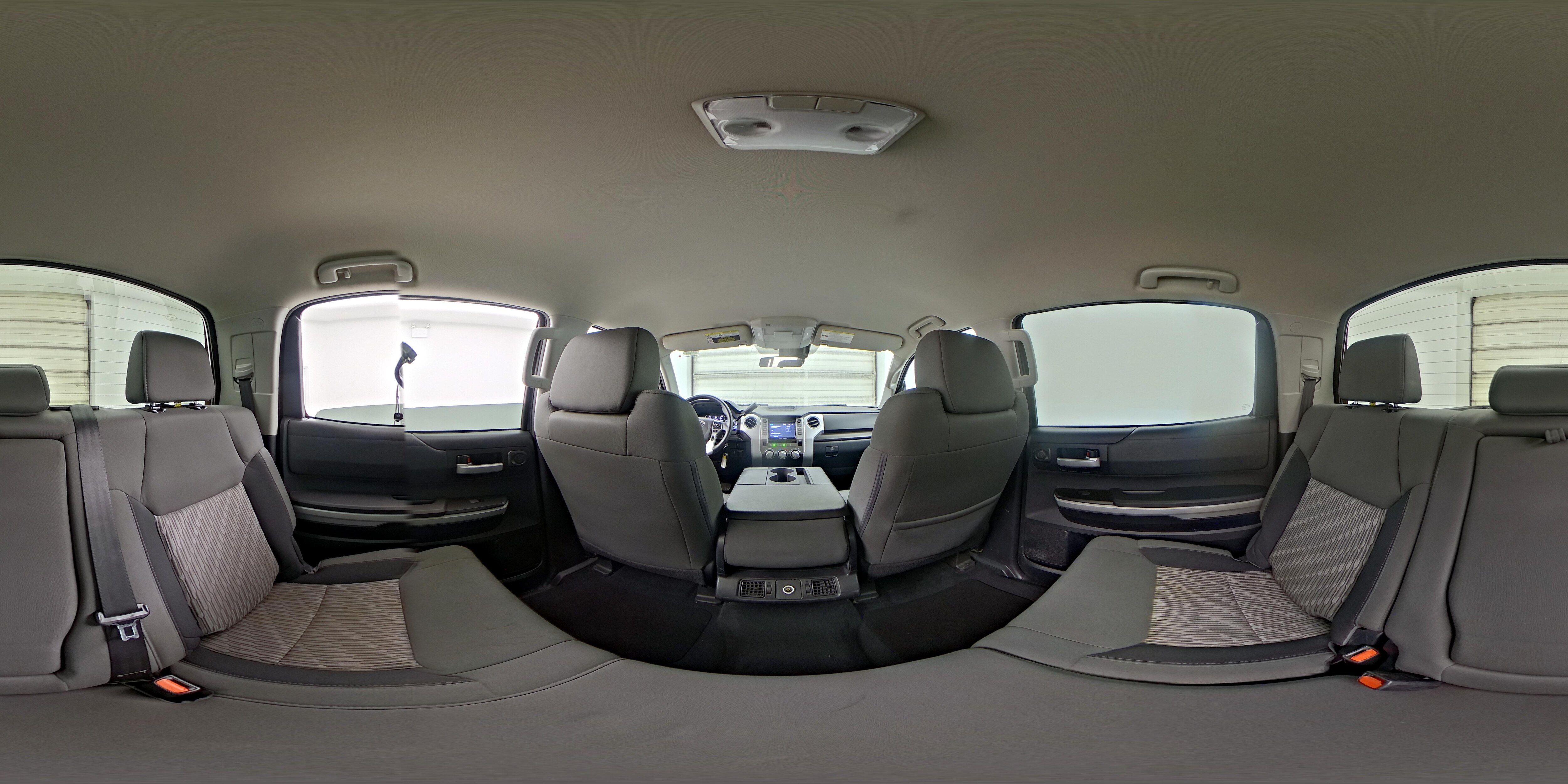 2018 Toyota Tundra SR5 - Photo 25