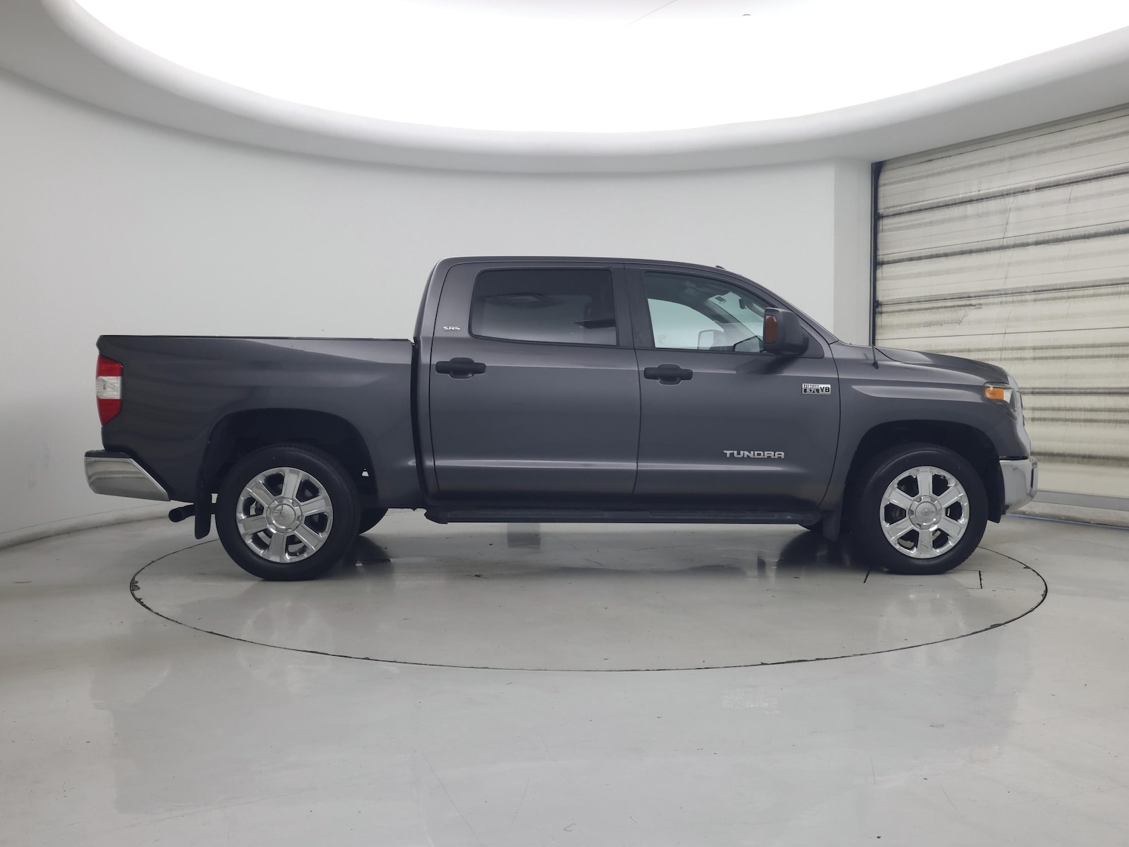 2018 Toyota Tundra SR5 - Photo 8