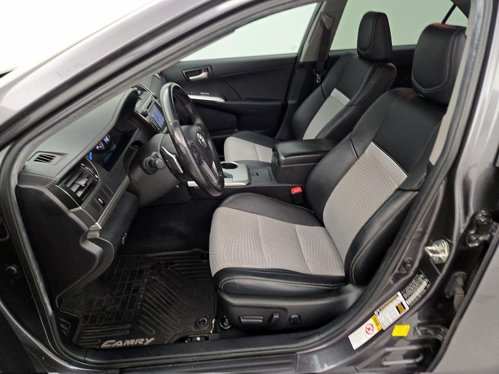 Power Seat(s) & Side Airbags