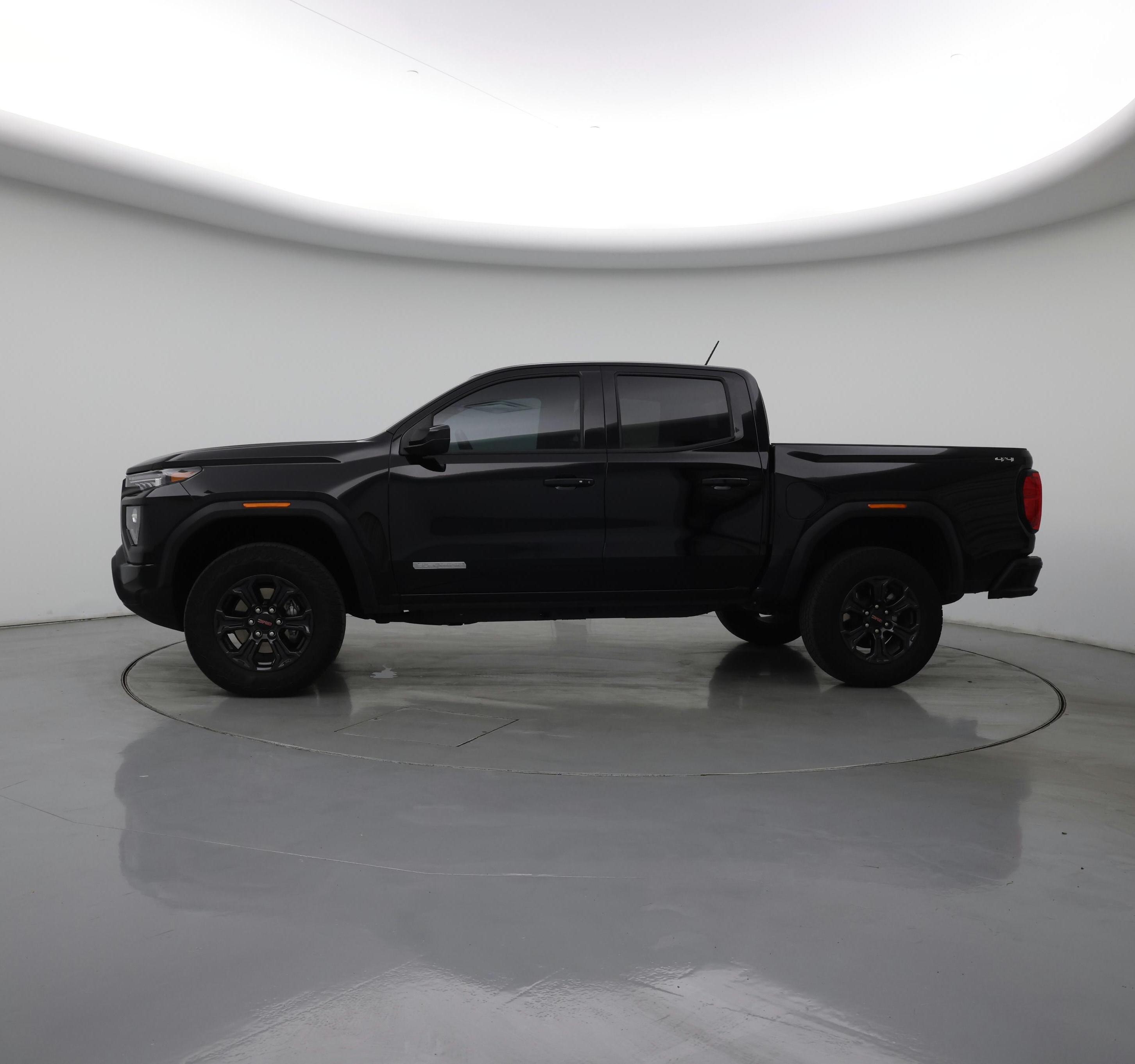 Thumbnail: 2025 GMC Canyon - 3