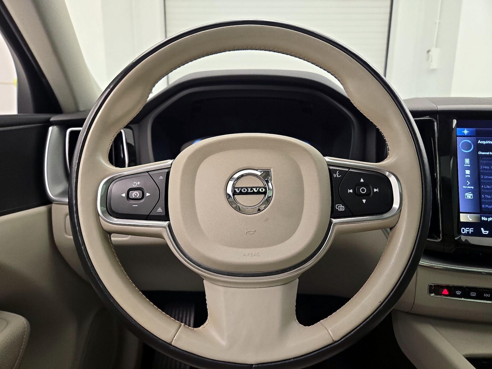 2018 Volvo XC60 Momentum - Photo 11
