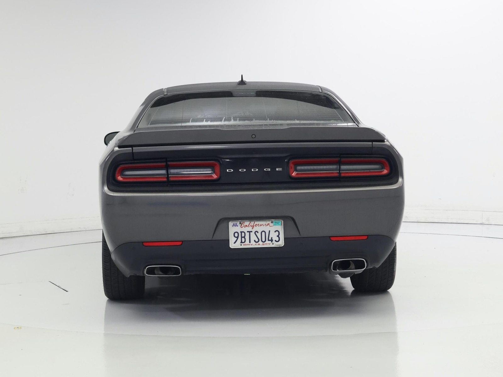 2015 Dodge Challenger SXT - Photo 7
