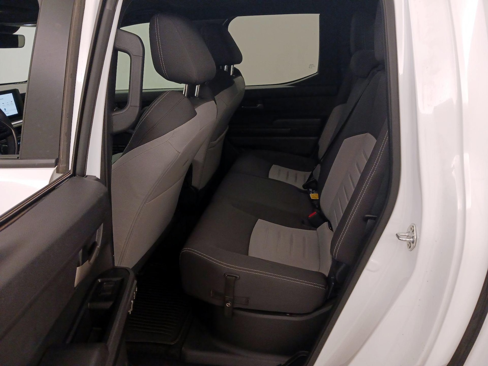 2025 Toyota Tacoma TRD Off Road - Photo 21