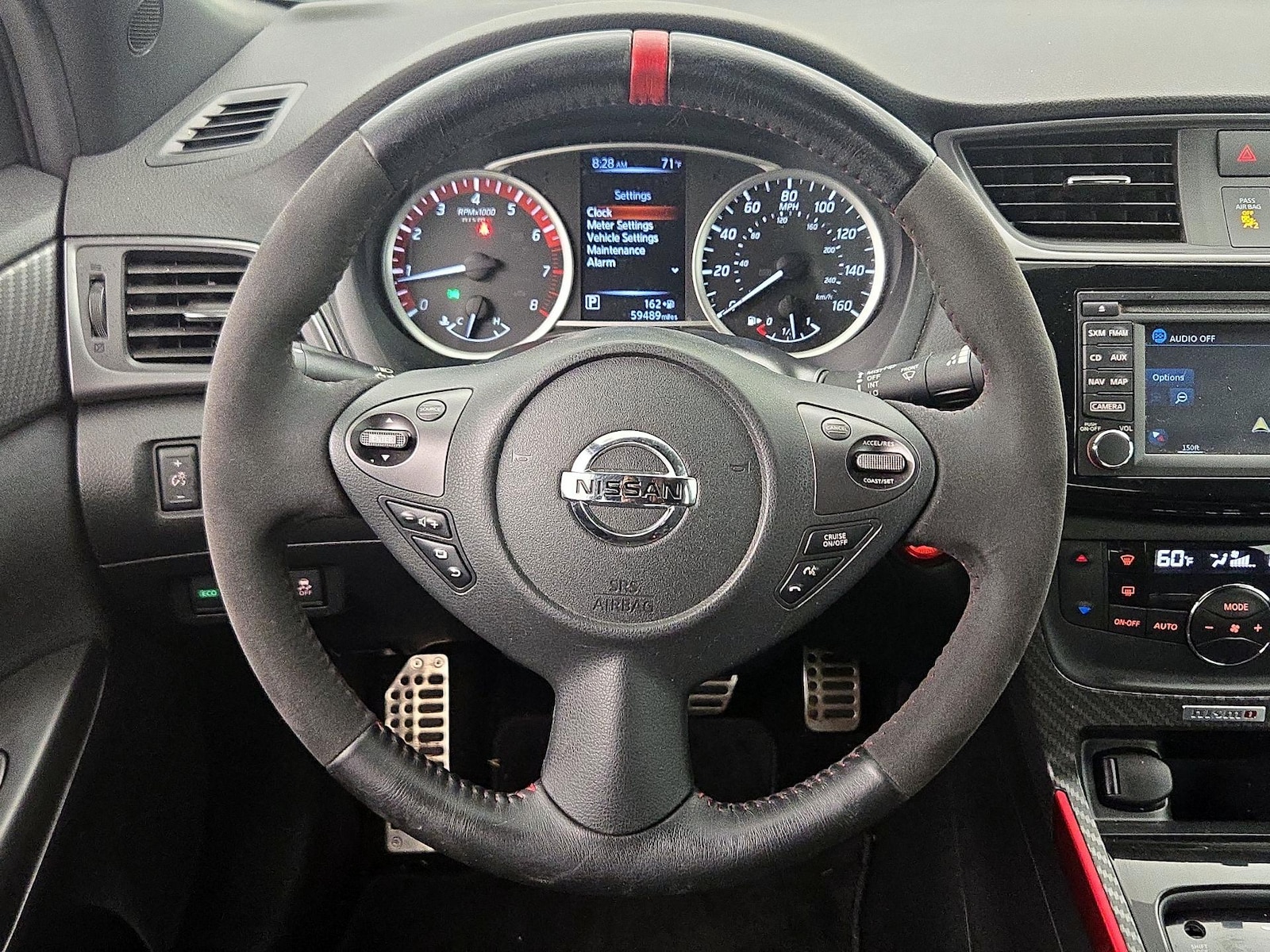 2018 Nissan Sentra Nismo - Photo 11