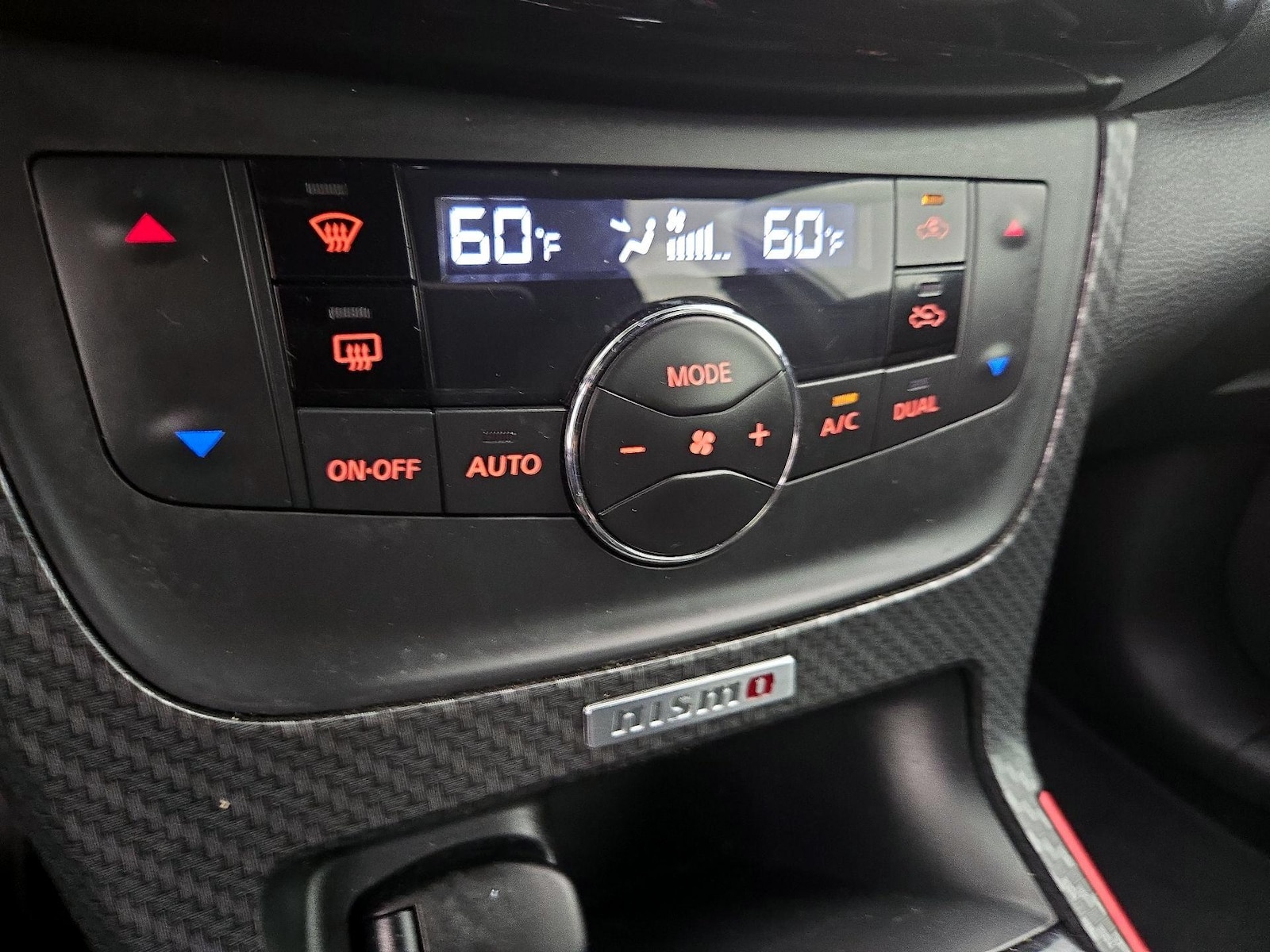 2018 Nissan Sentra Nismo - Photo 18