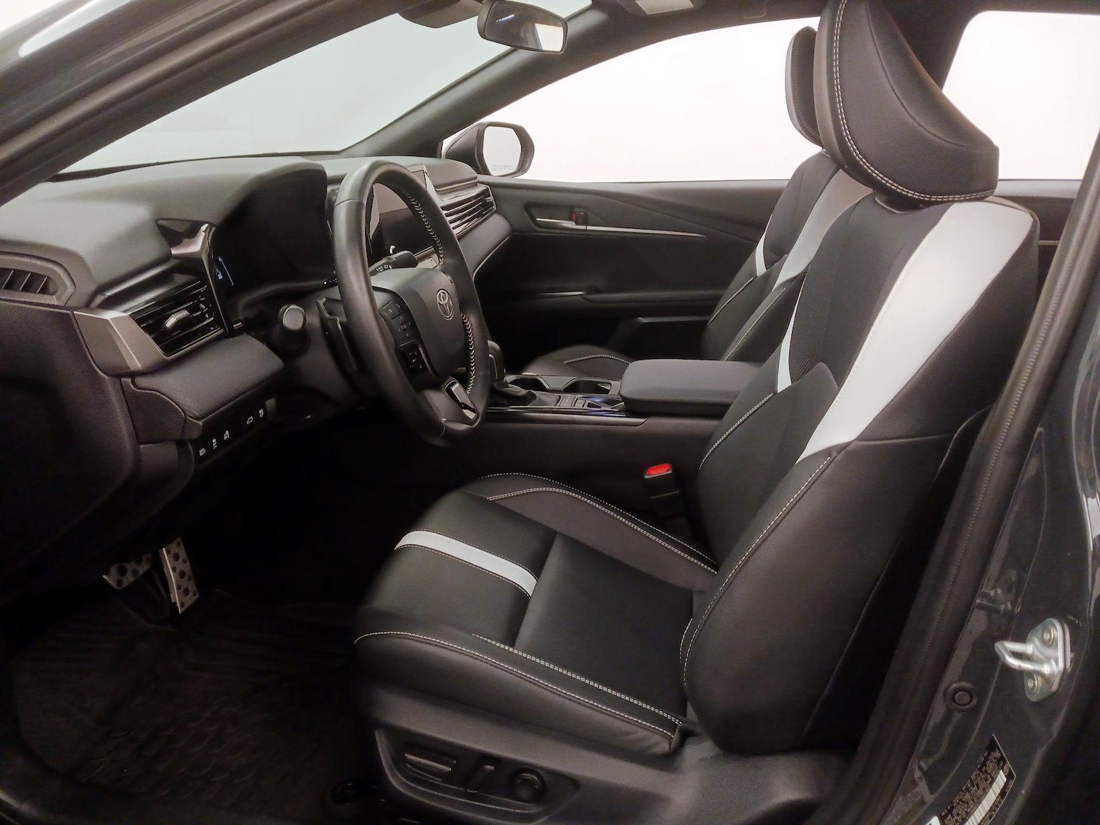 Power Seat(s) & Side Airbags